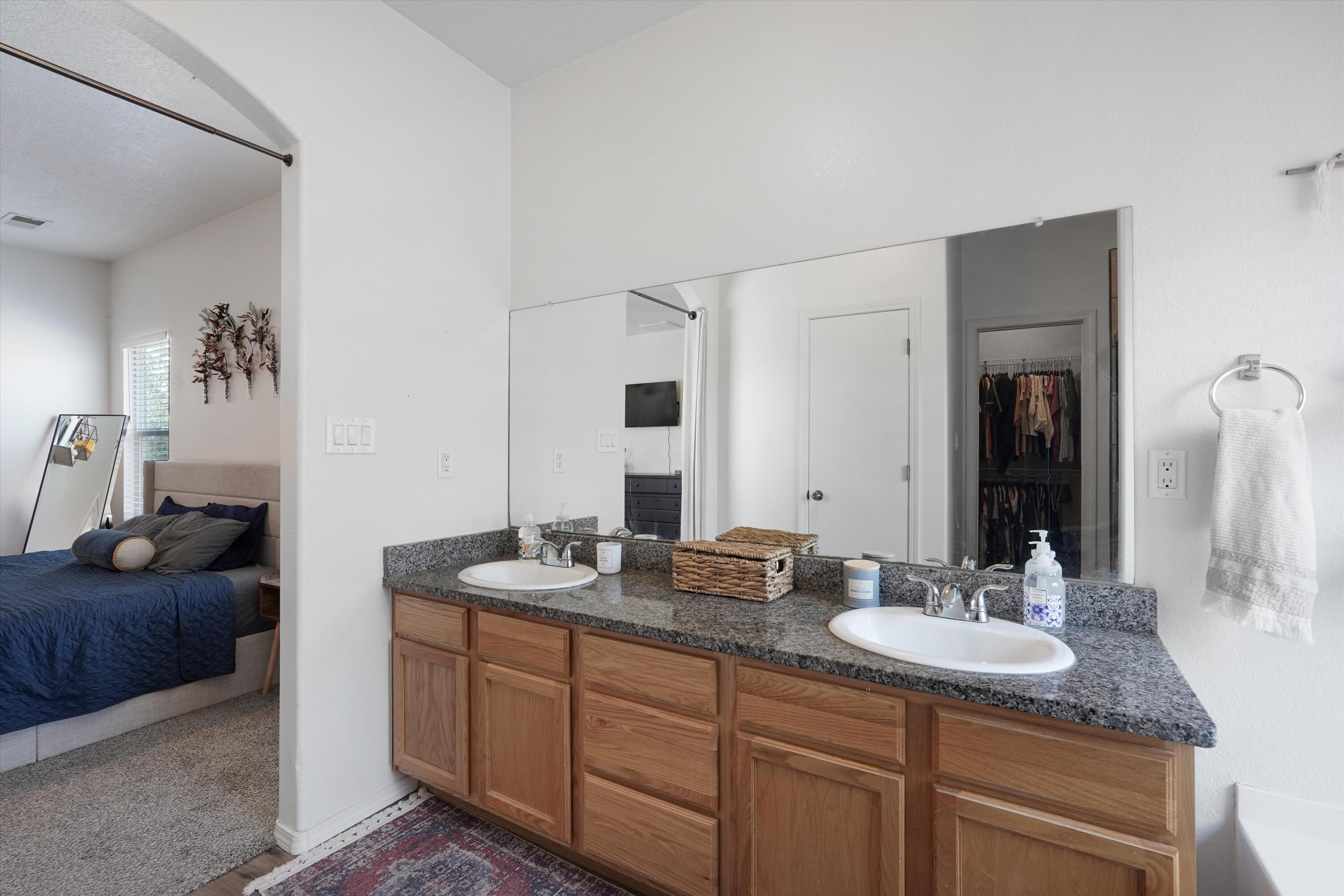 Photo 14 — 4112 Oasis Springs Road NE