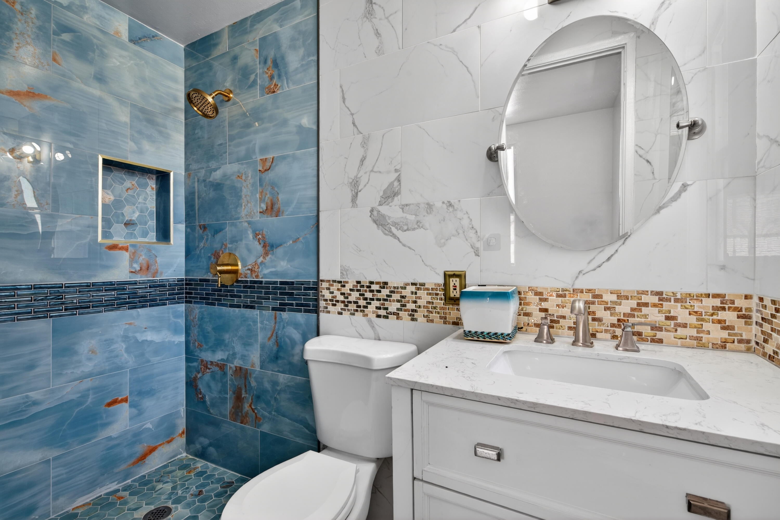 Photo 6 — 2305 Stevens Drive NE