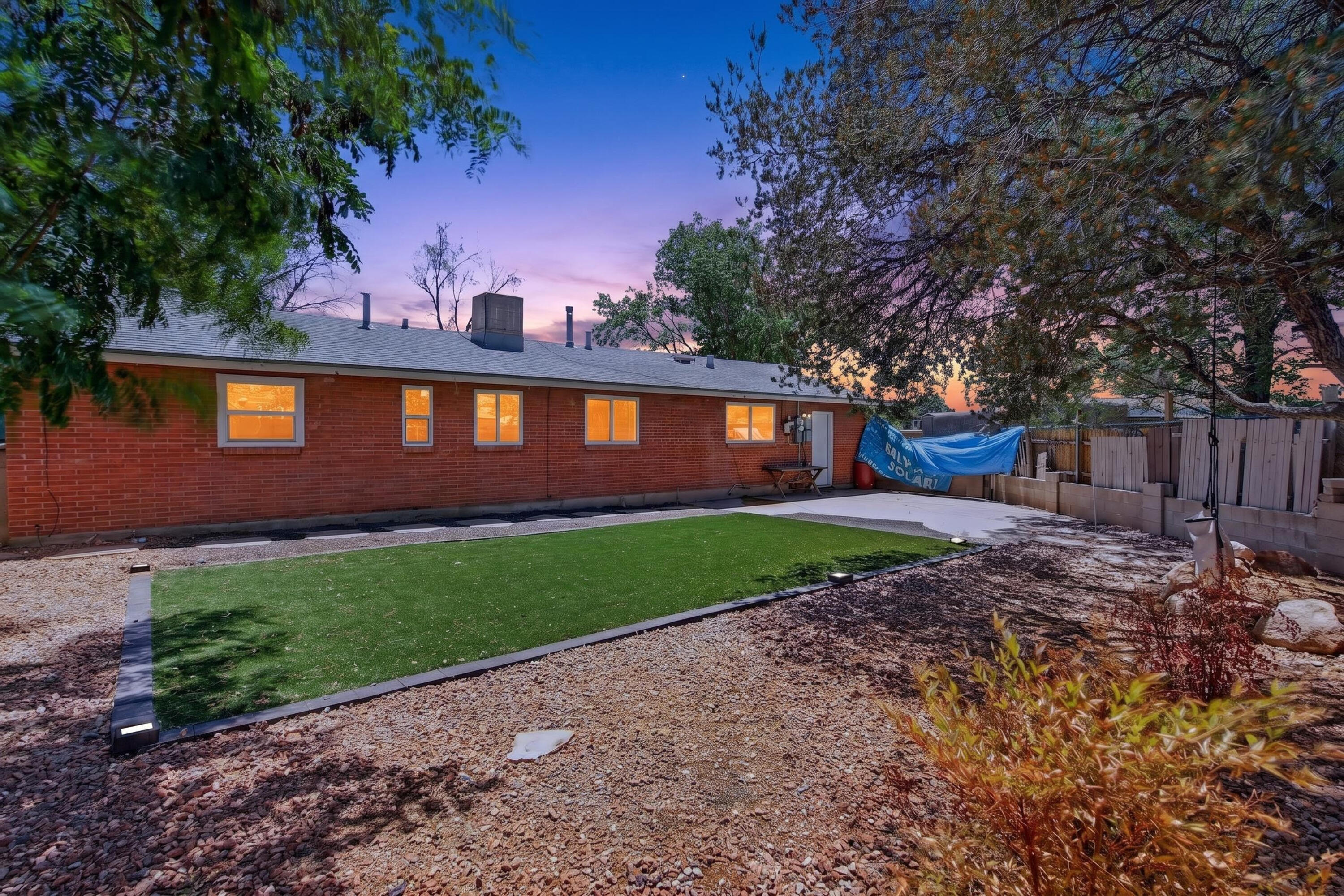 Photo 4 — 2305 Stevens Drive NE