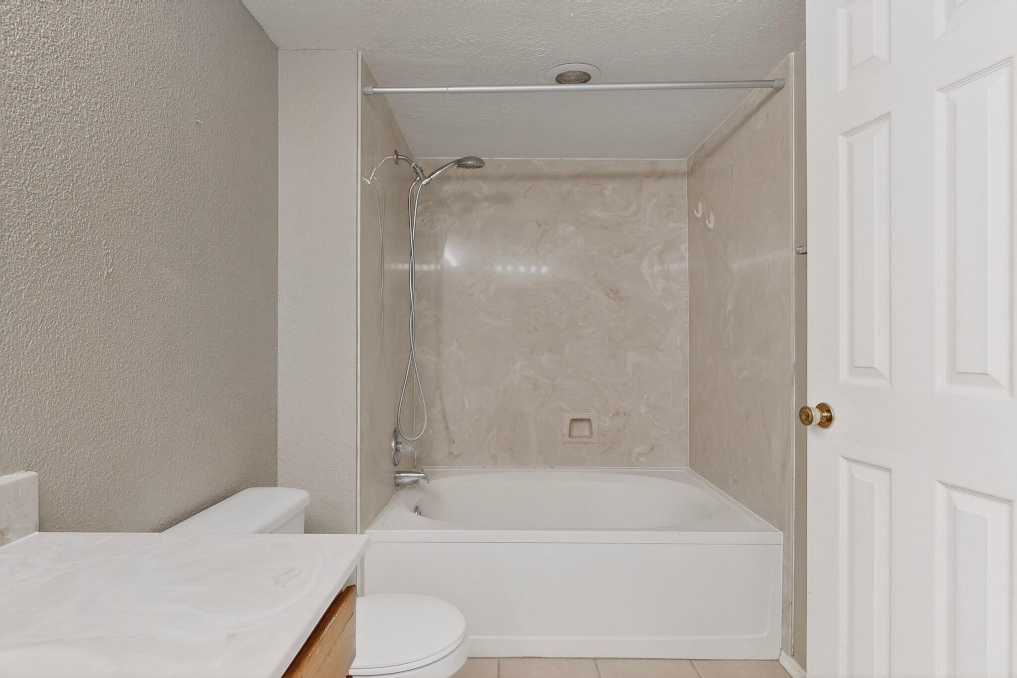 Photo 2 — 7709 Pinewood Drive NW