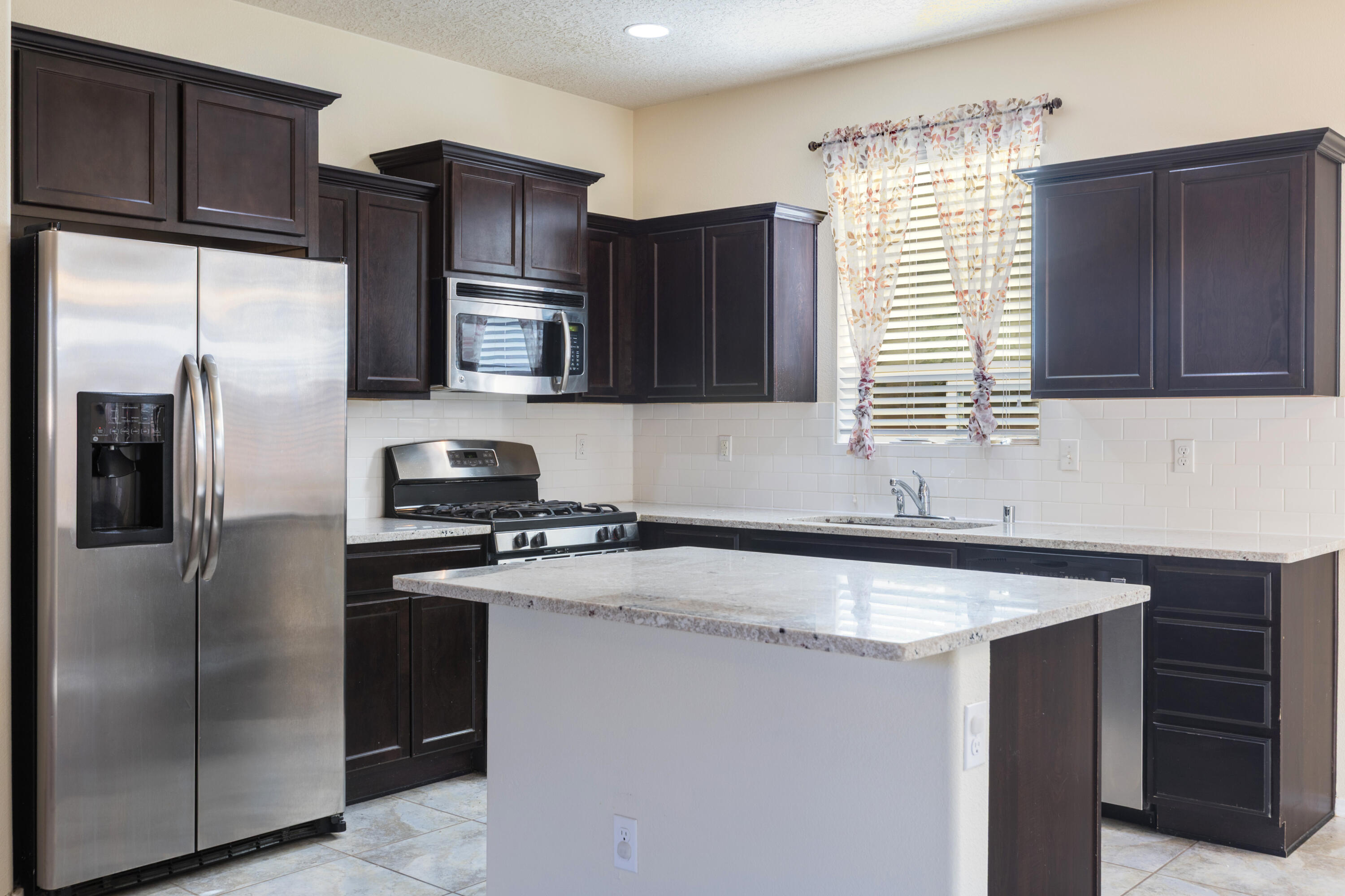 Photo 3 — 6823 Kayser Mill Road NW