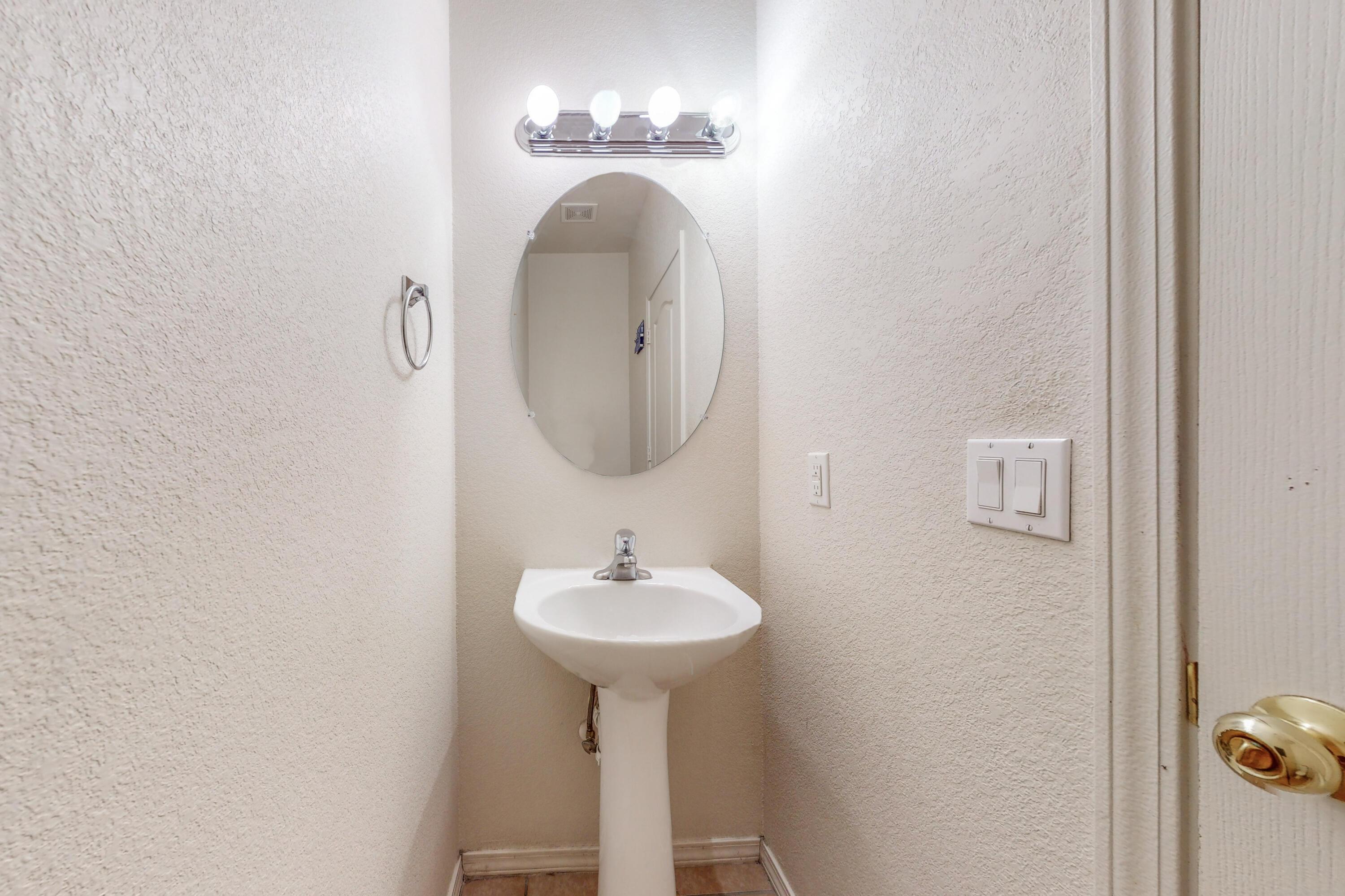 Photo 15 — 6512 Los Pueblos Place NW