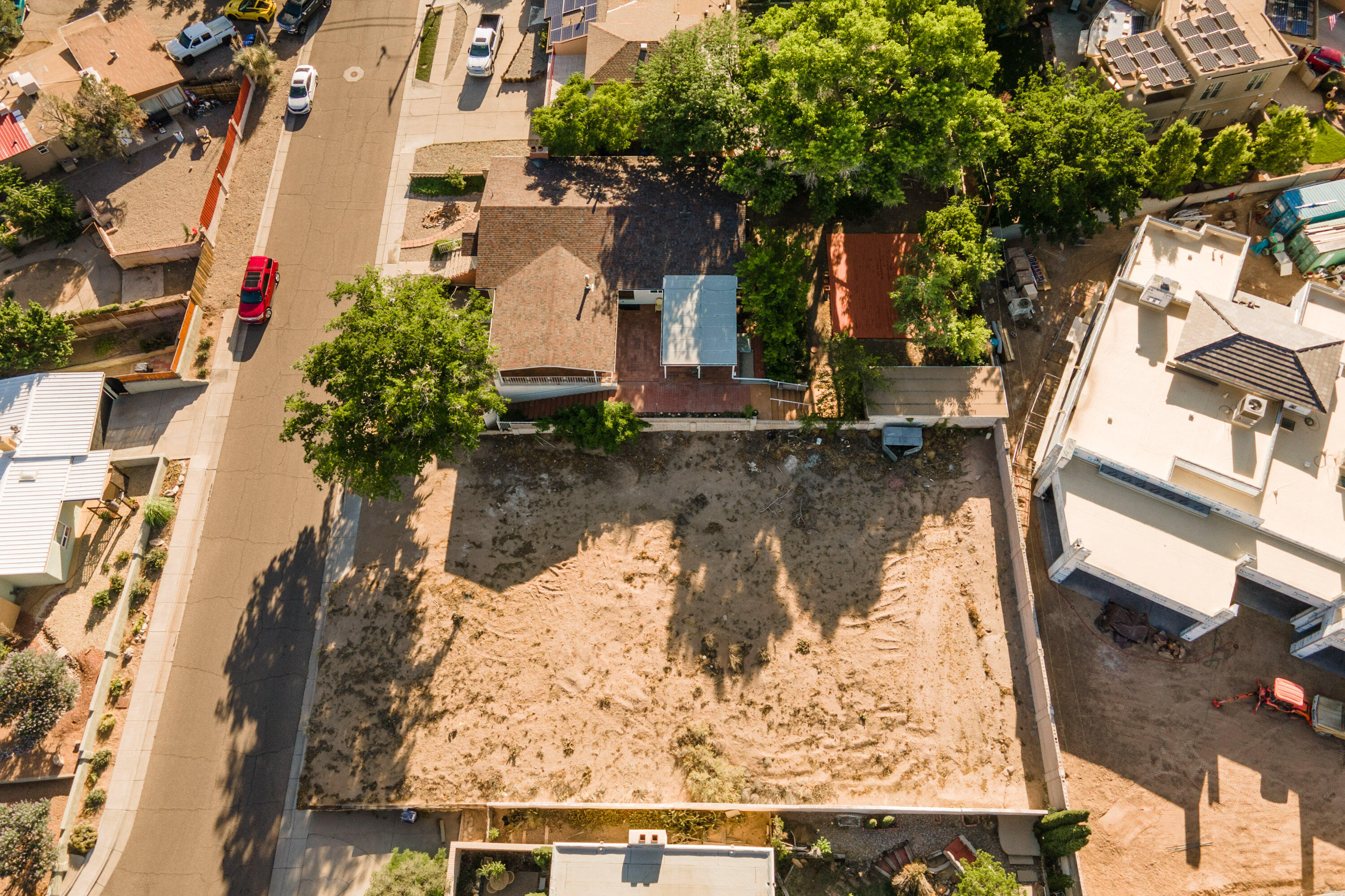 Photo 10 — 3837 Riverview Road NW