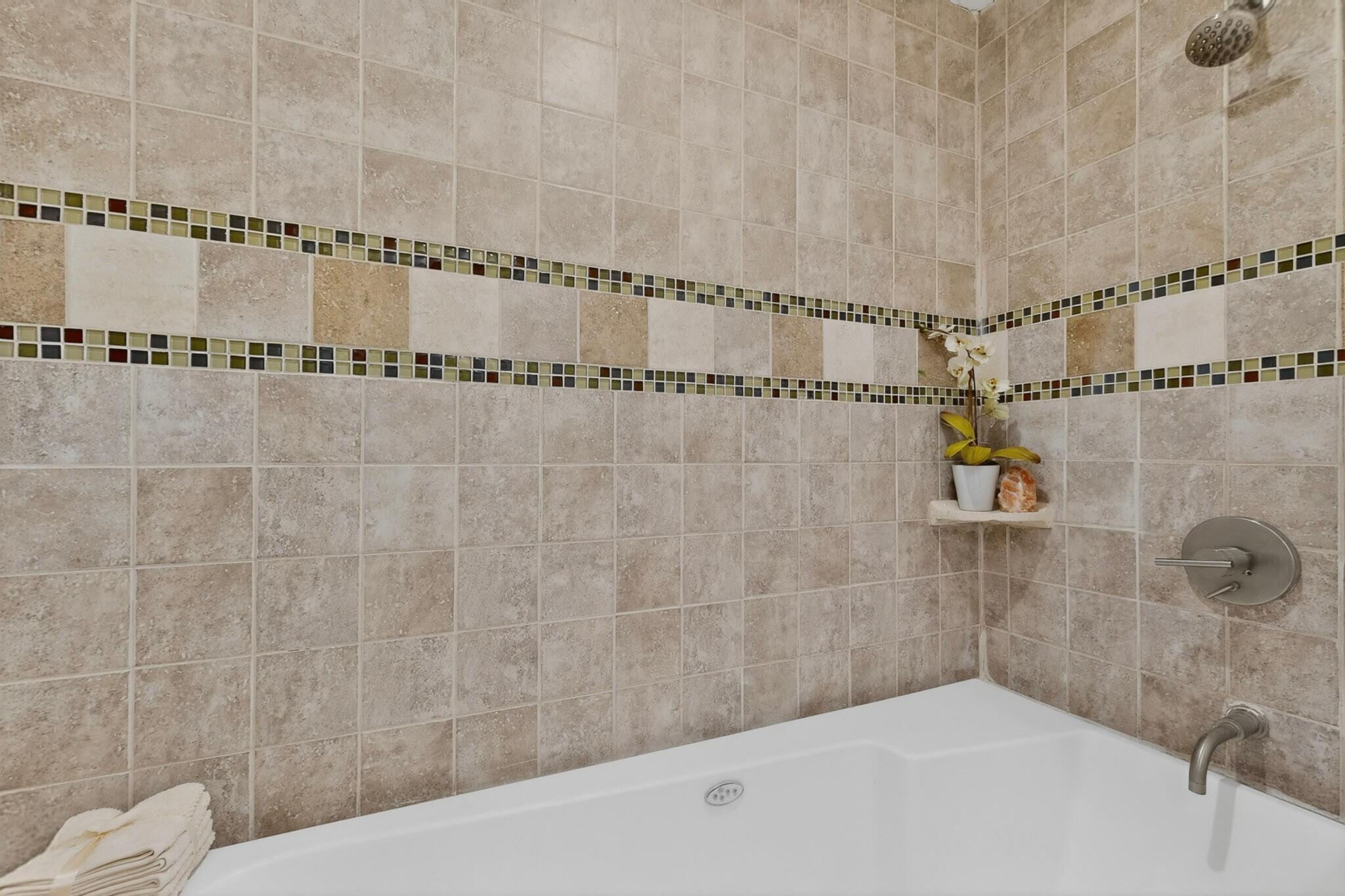 Photo 3 — 3217 Reina Drive NE