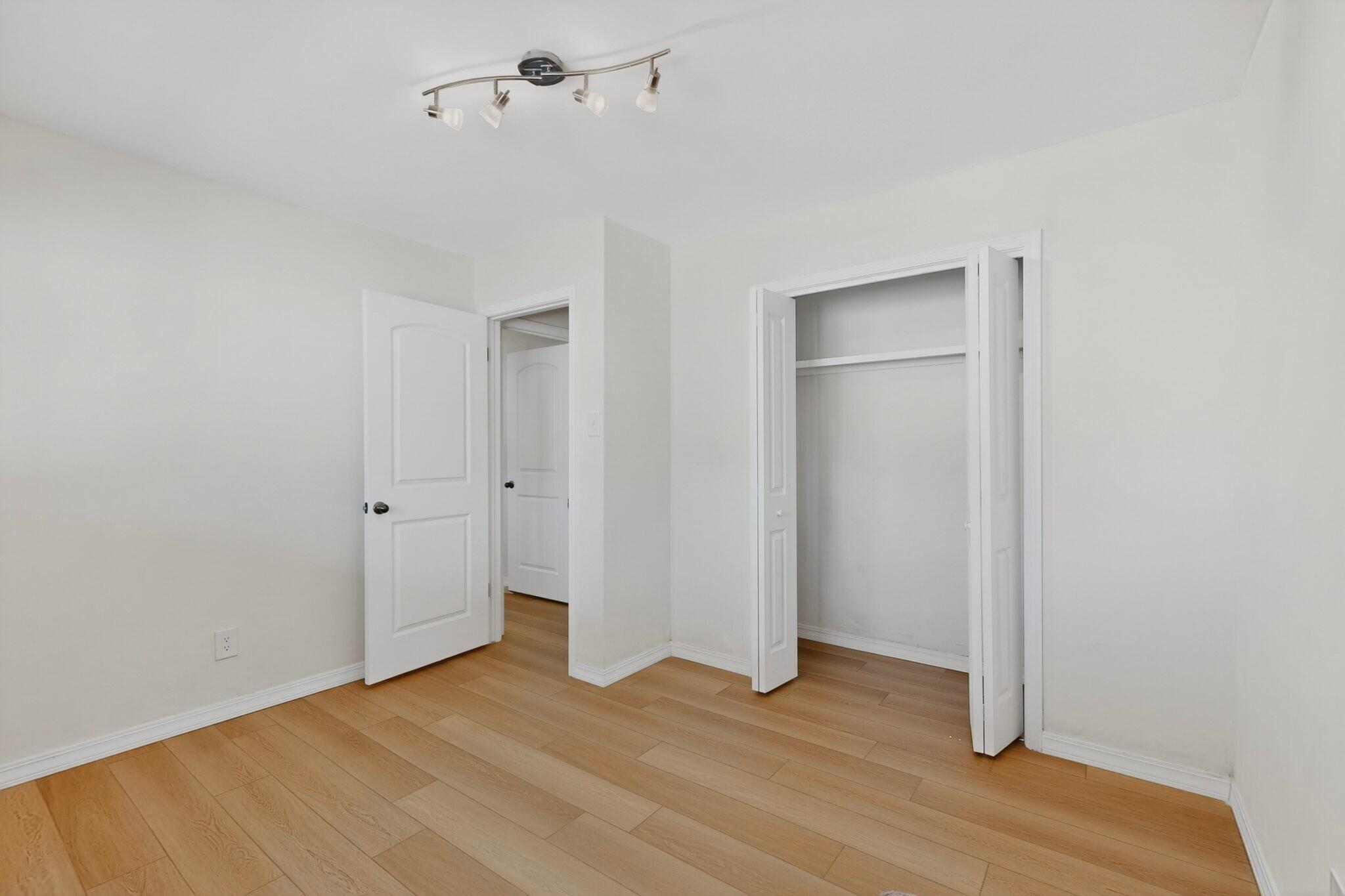 Photo 6 — 3217 Reina Drive NE
