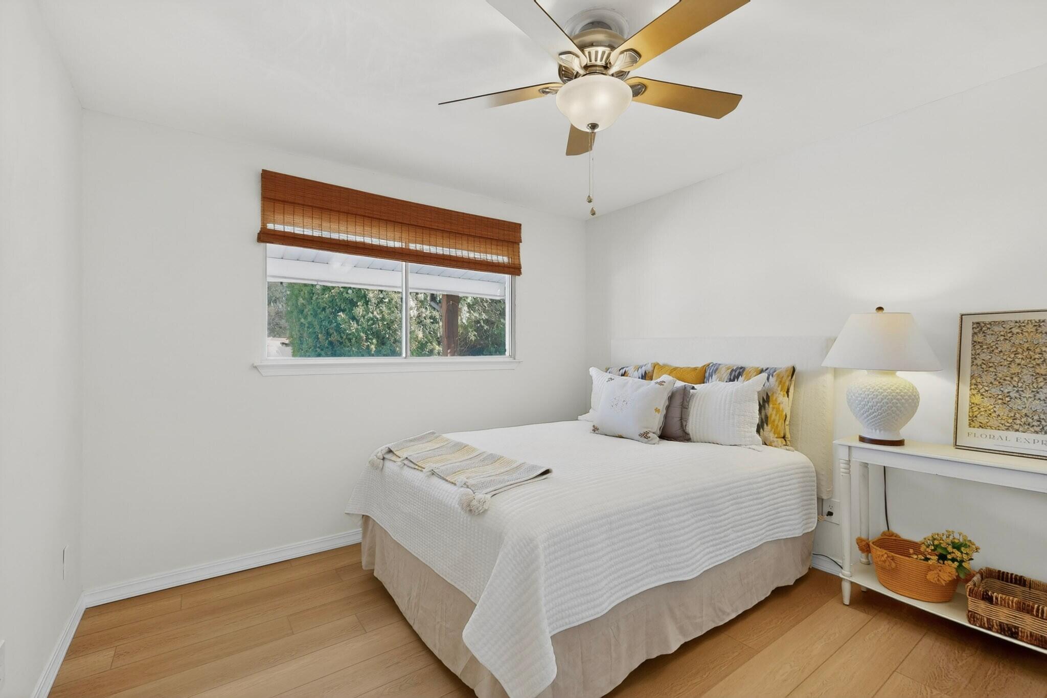 Photo 11 — 3217 Reina Drive NE