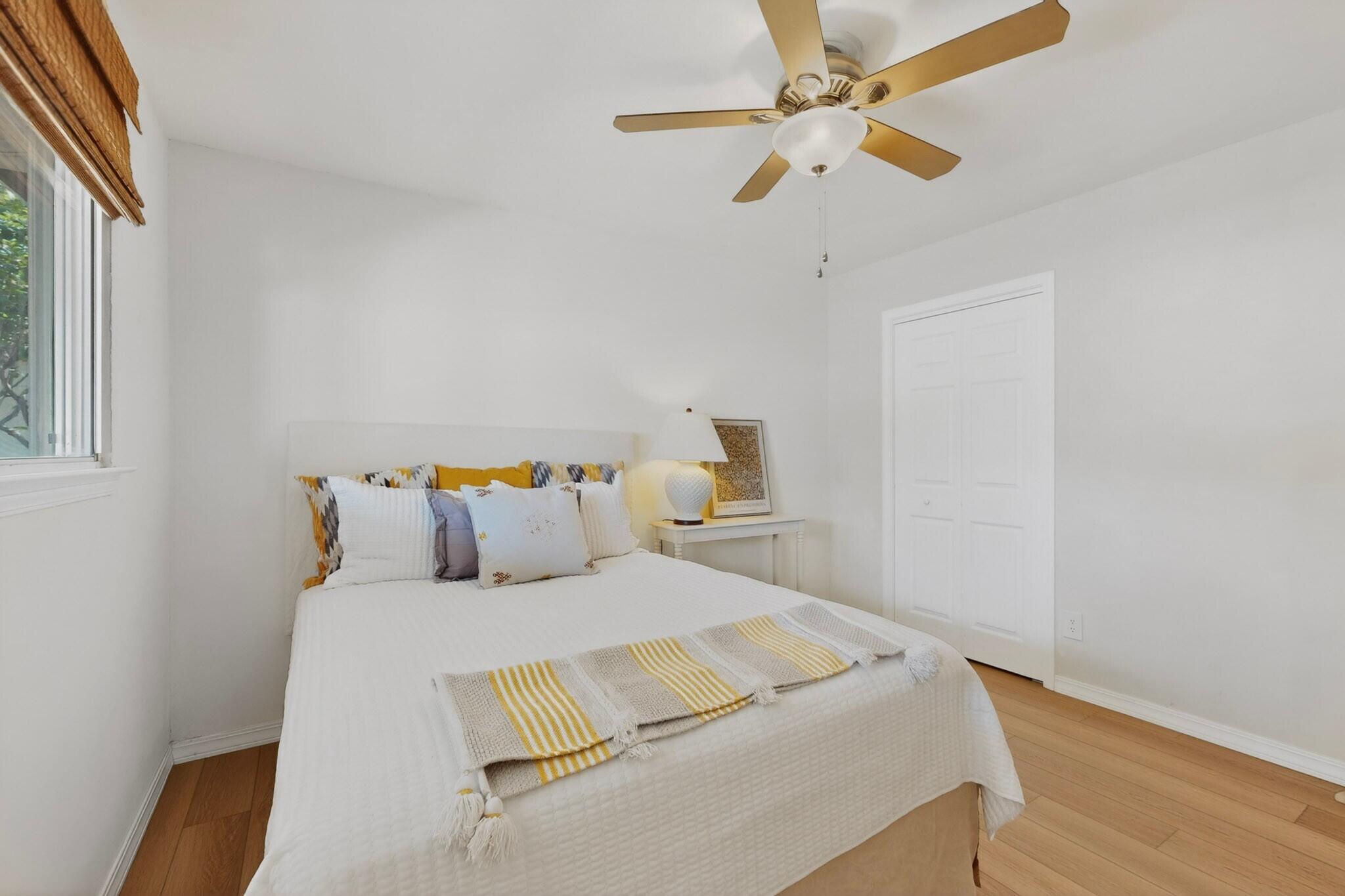 Photo 12 — 3217 Reina Drive NE