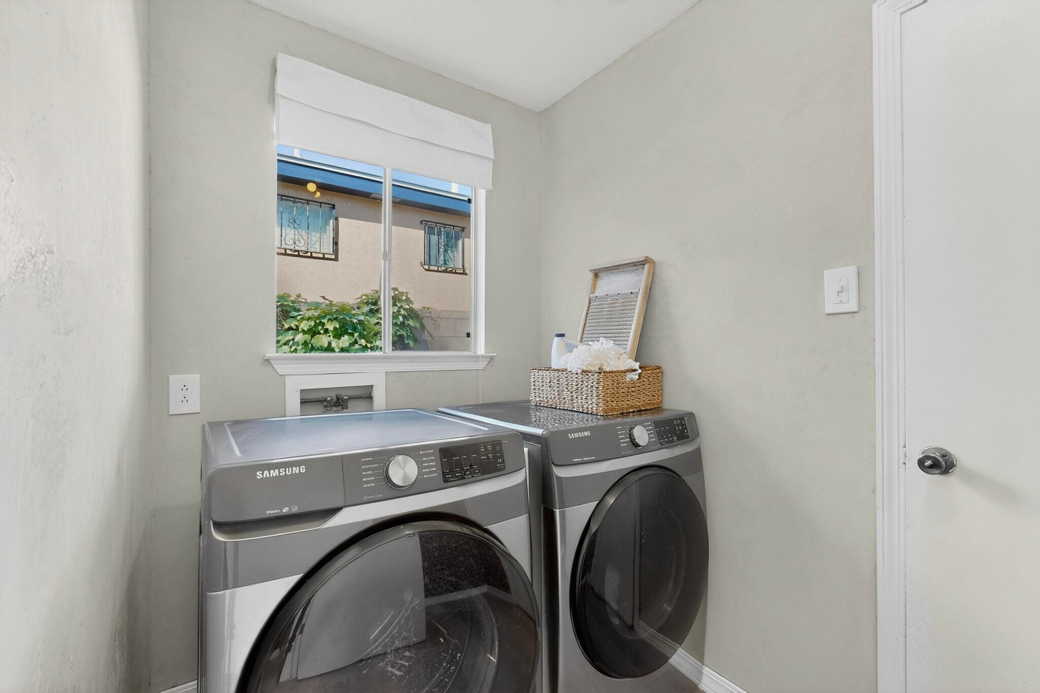 Photo 16 — 3217 Reina Drive NE