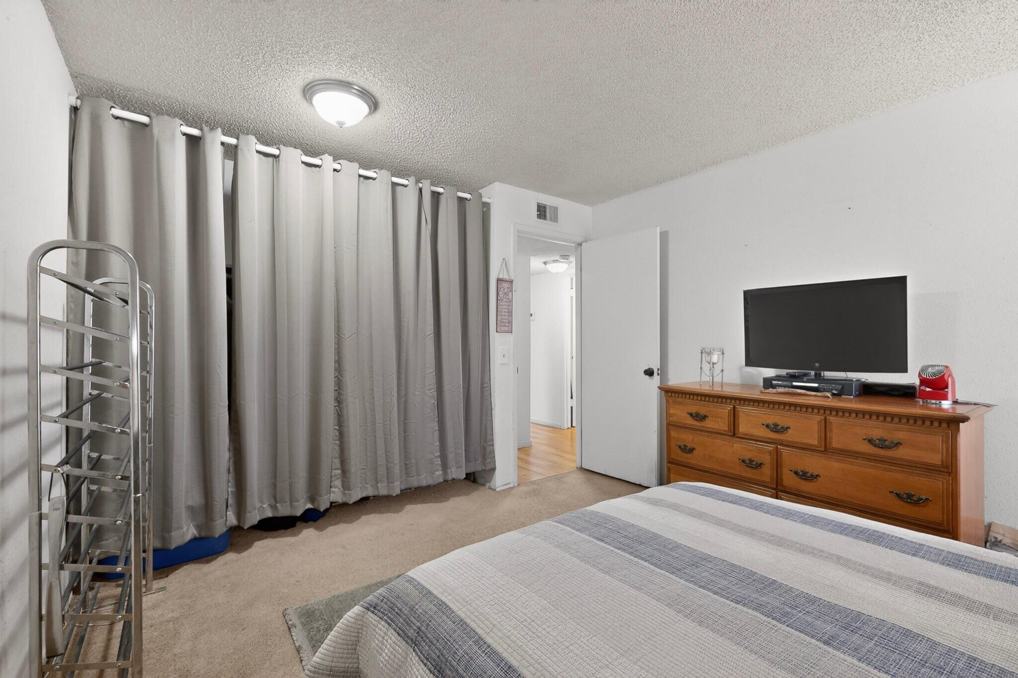Photo 20 — 3827 Montgomery Boulevard NE APT 231