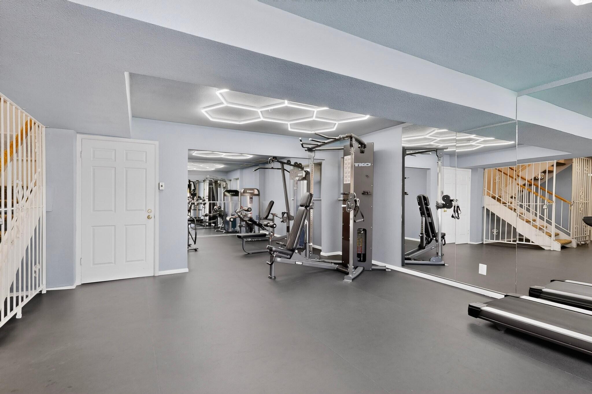 Photo 15 — 3827 Montgomery Boulevard NE APT 231