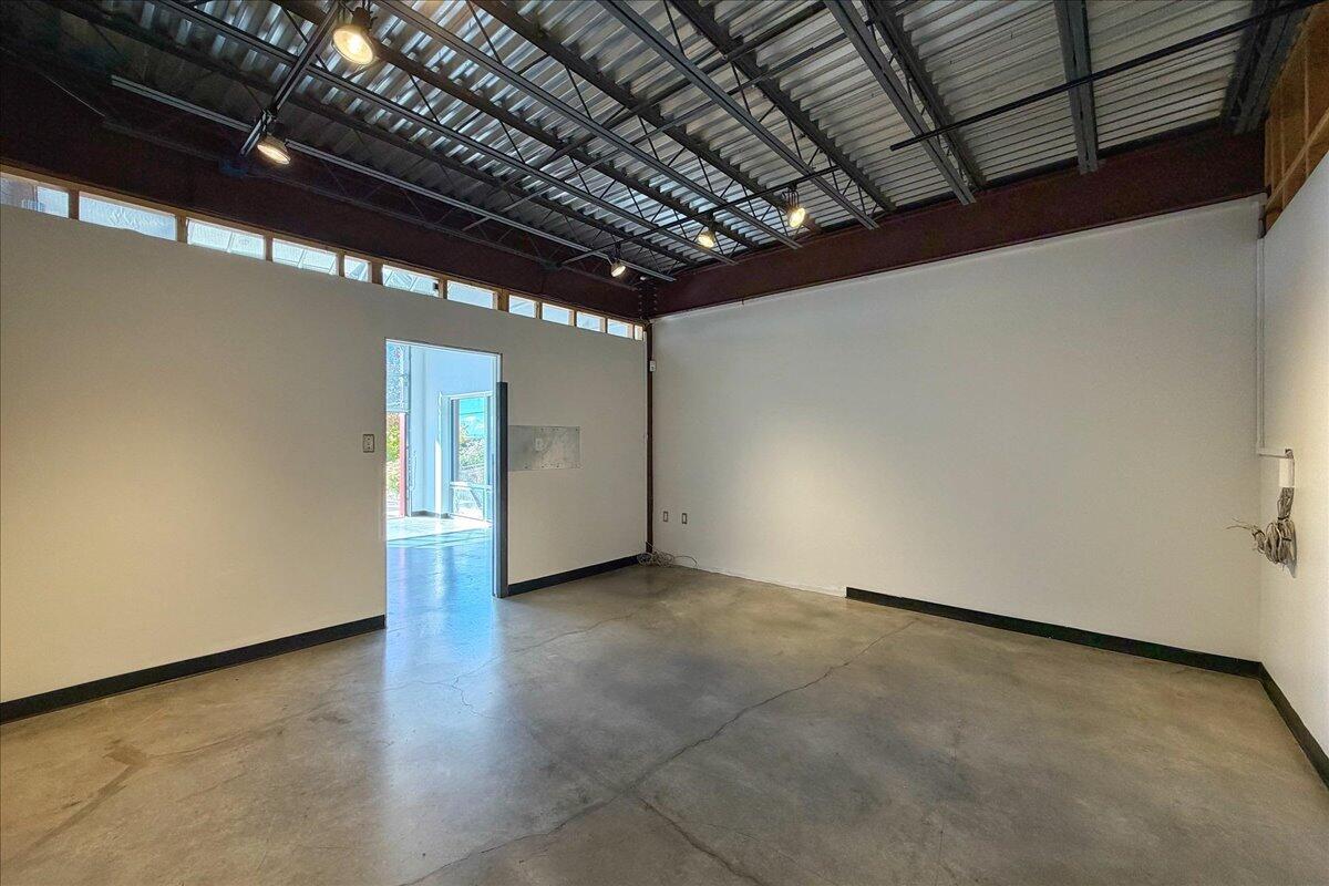 Photo 5 — 1300 Rufina Lane A-1