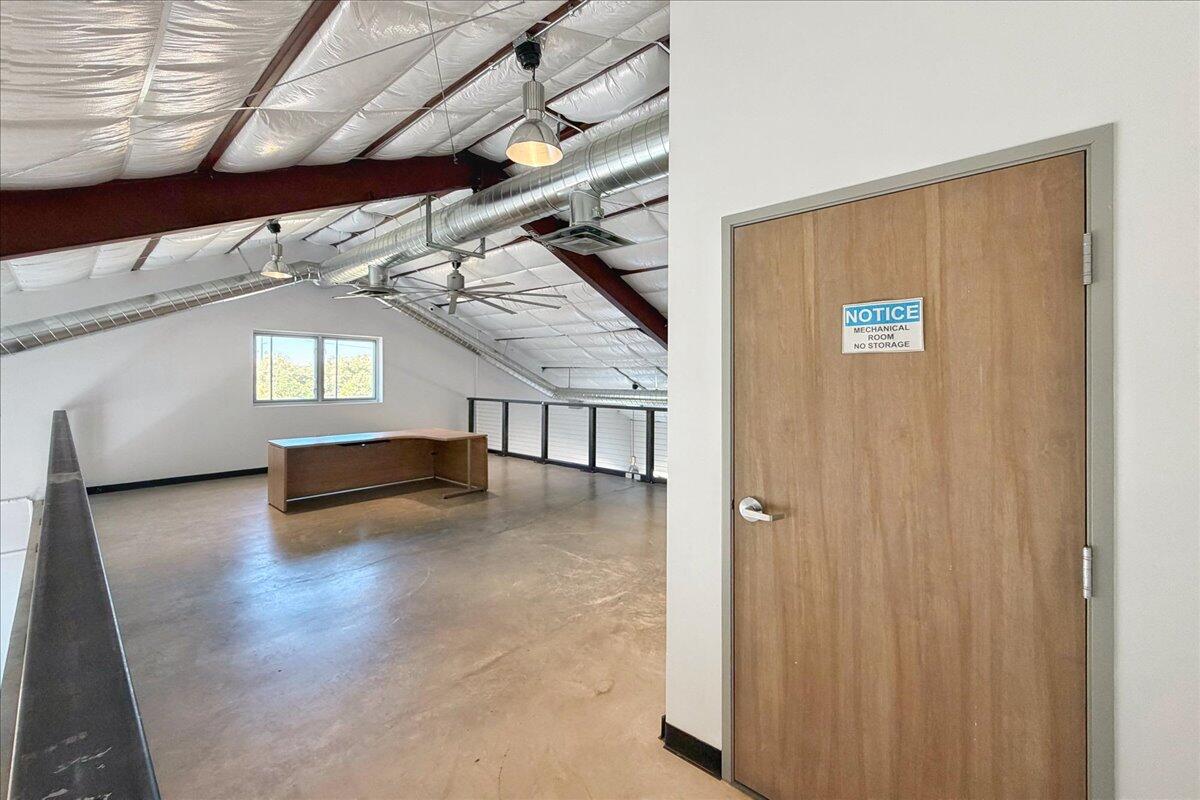 Photo 9 — 1300 Rufina Lane A-1