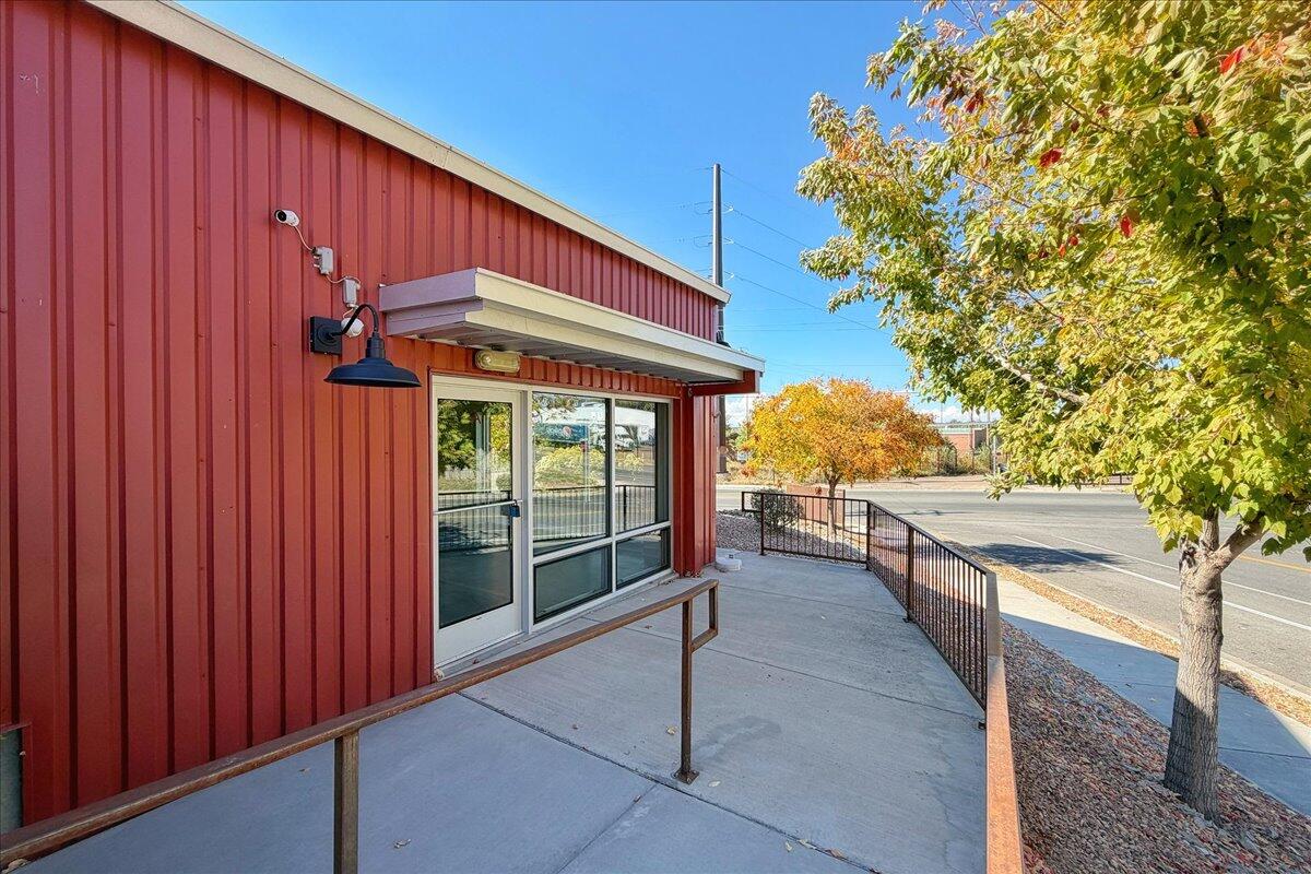 Photo 10 — 1300 Rufina Lane A-1