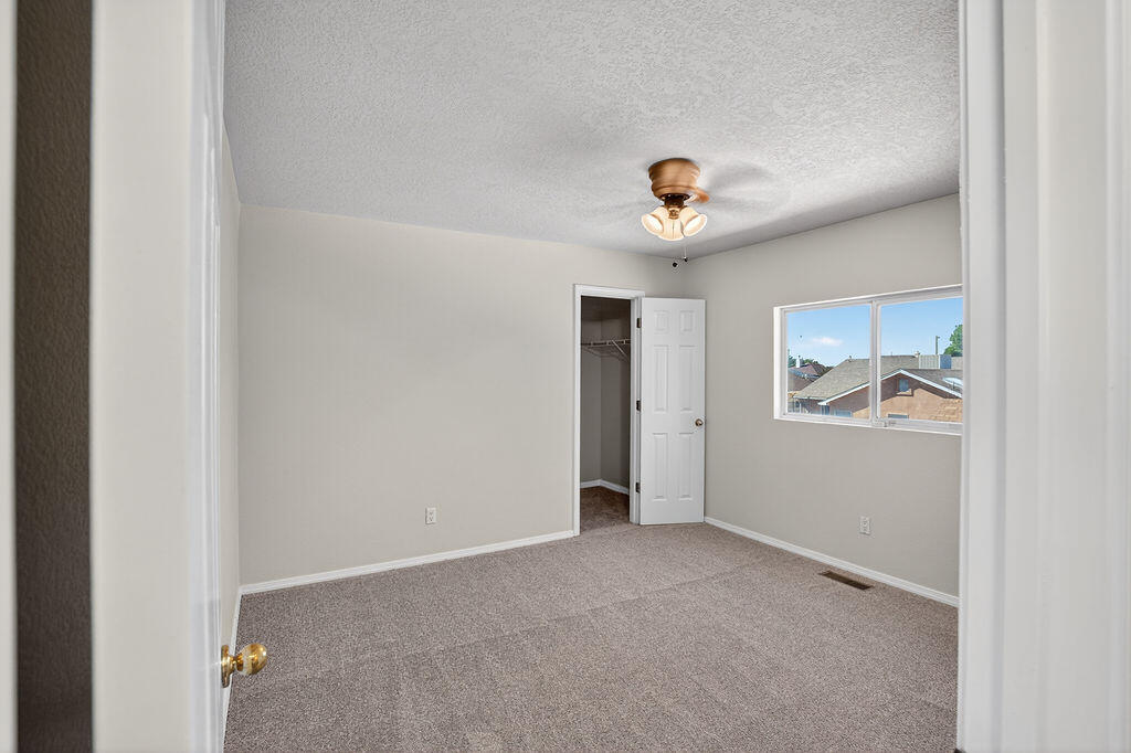 Photo 4 — 6828 La Rocca Road NW