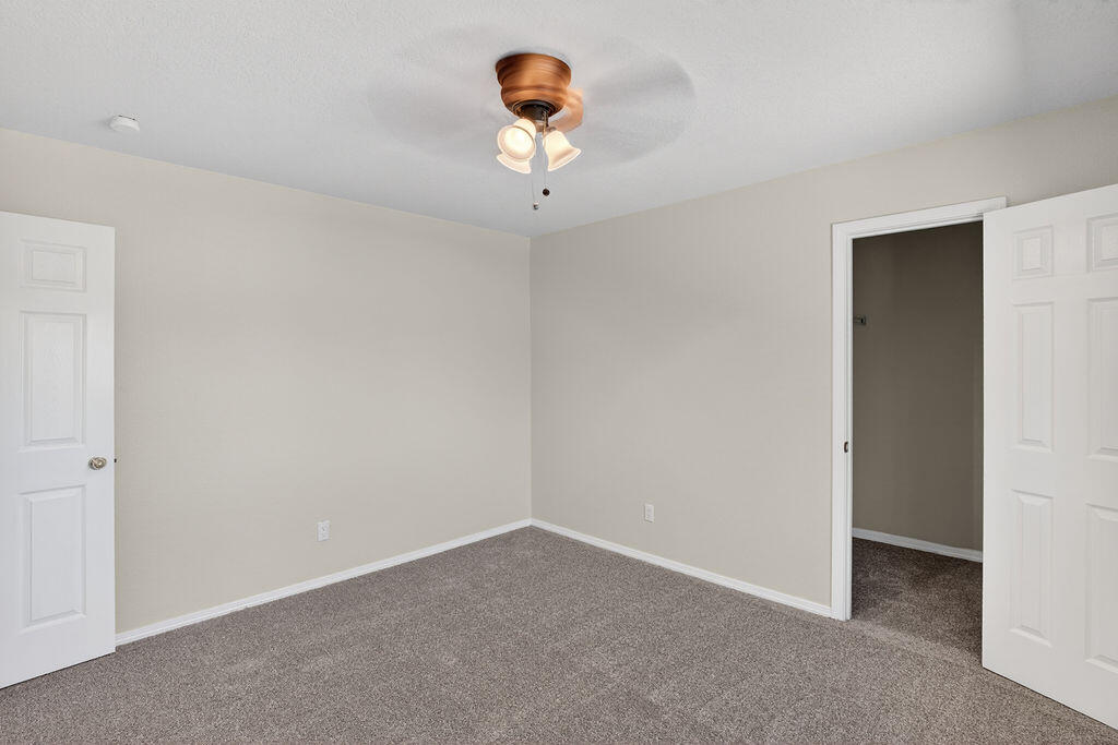 Photo 7 — 6828 La Rocca Road NW