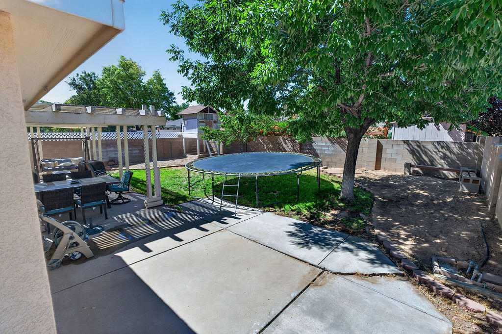 Photo 13 — 6828 La Rocca Road NW