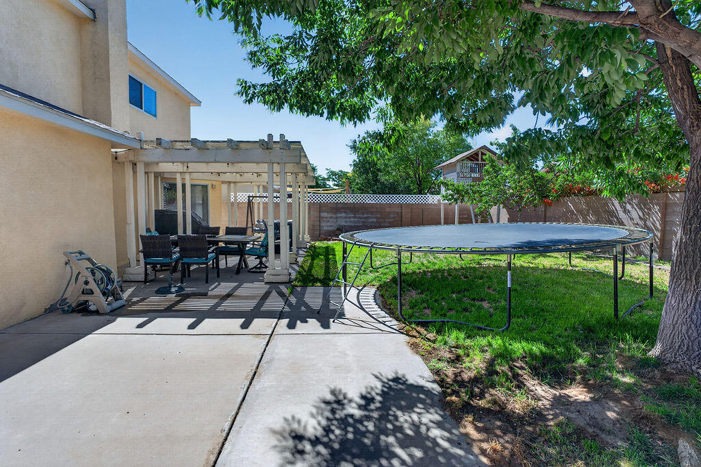 Photo 14 — 6828 La Rocca Road NW
