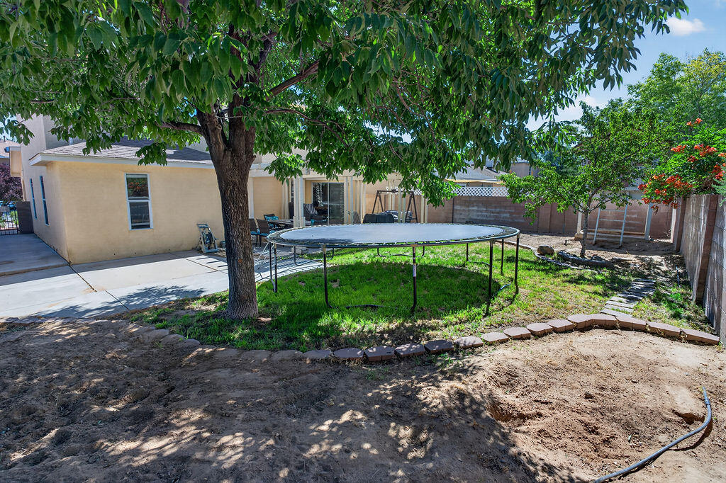 Photo 17 — 6828 La Rocca Road NW