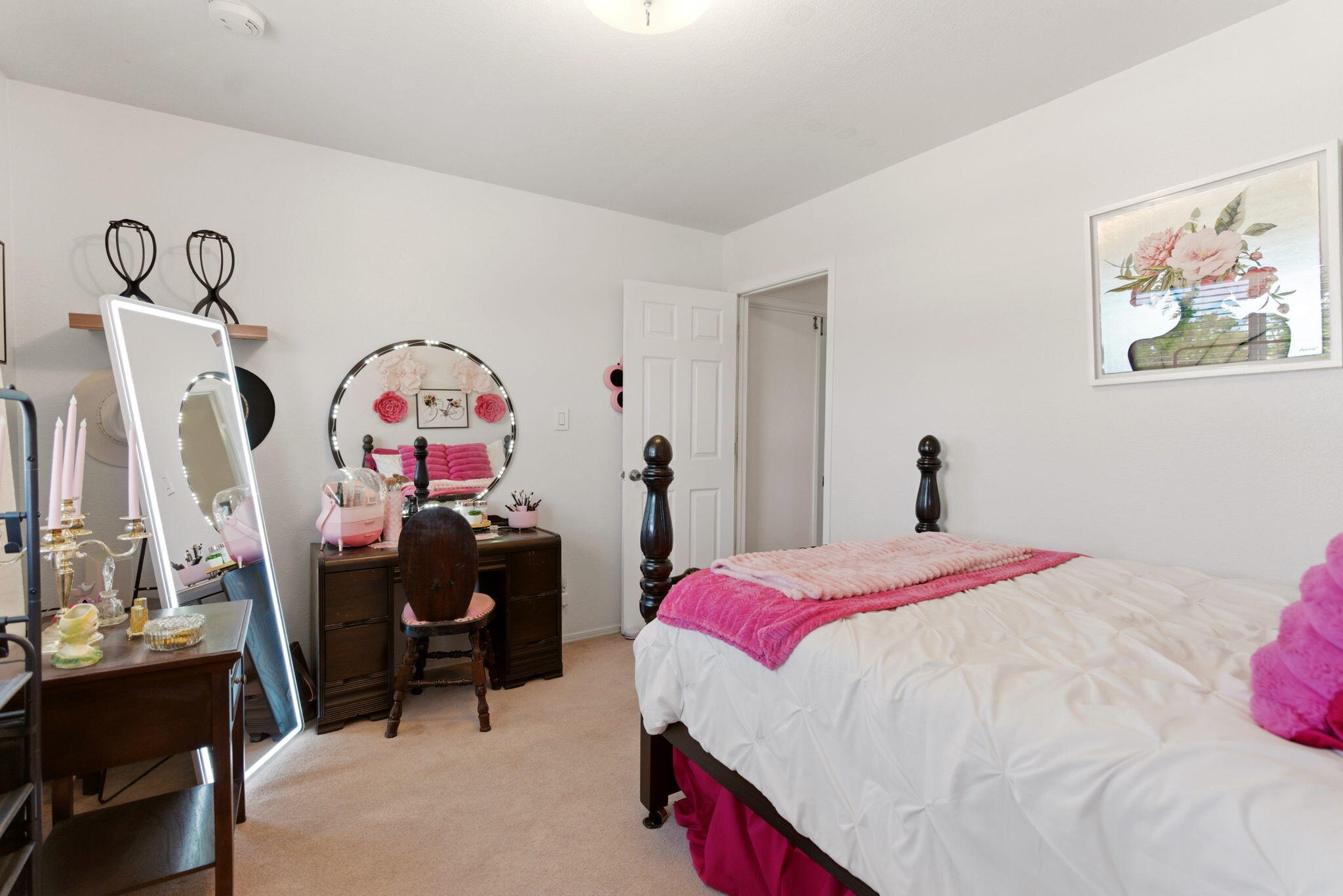 Photo 18 — 9601 Villa Del Rey NE