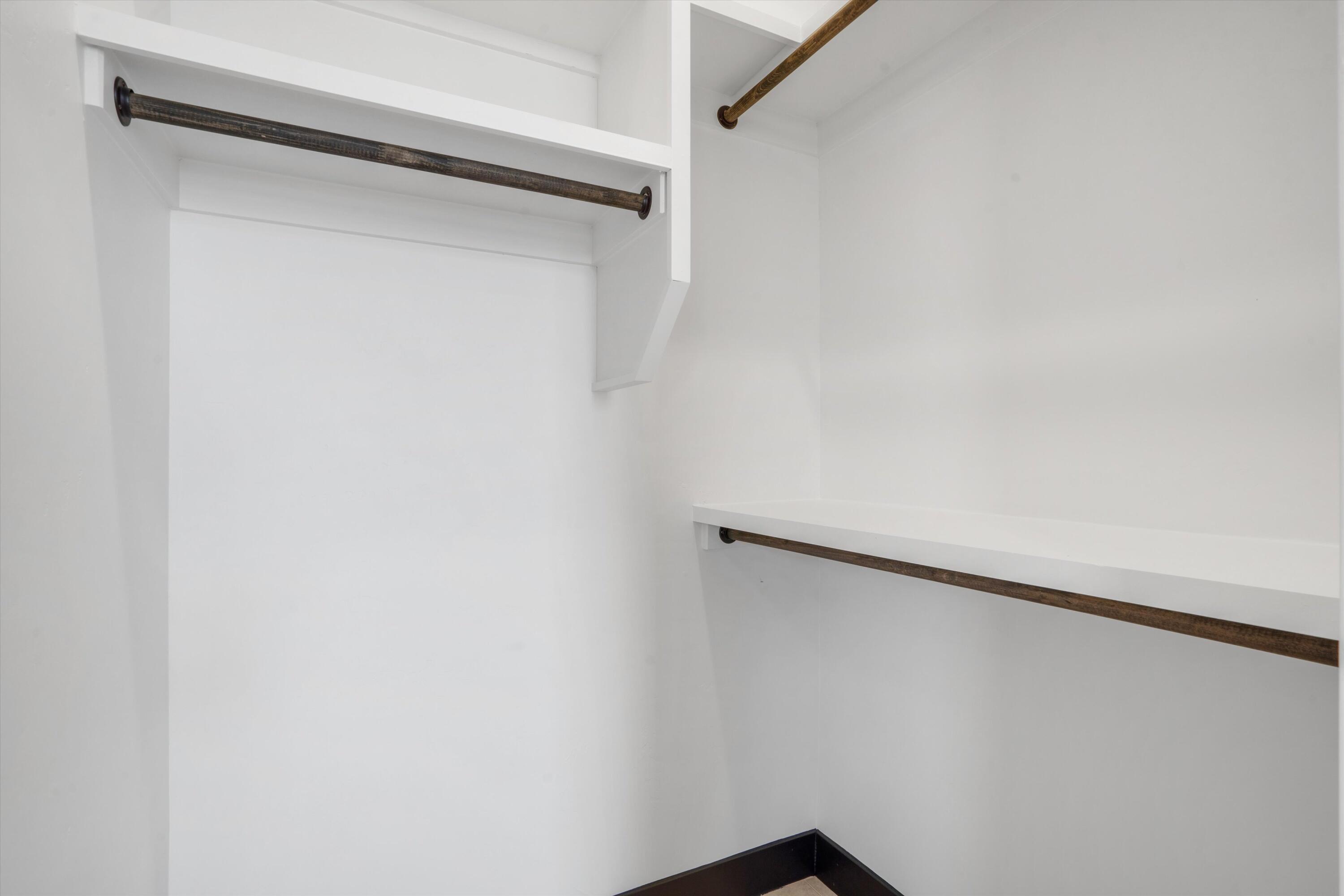 Photo 3 — 9845 Buckeye Street NW