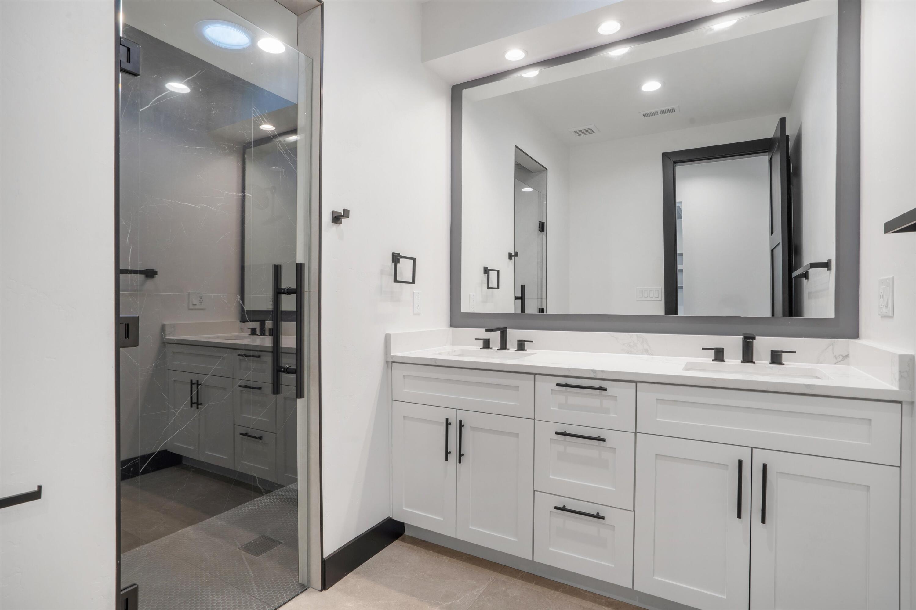 Photo 19 — 9845 Buckeye Street NW