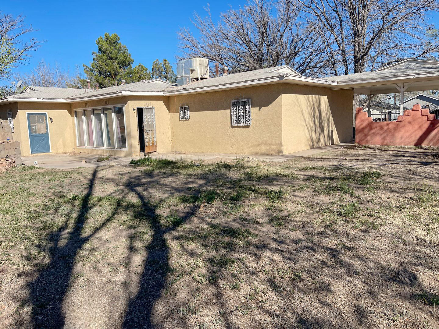 Photo 4 — 1724 Coe Road SW