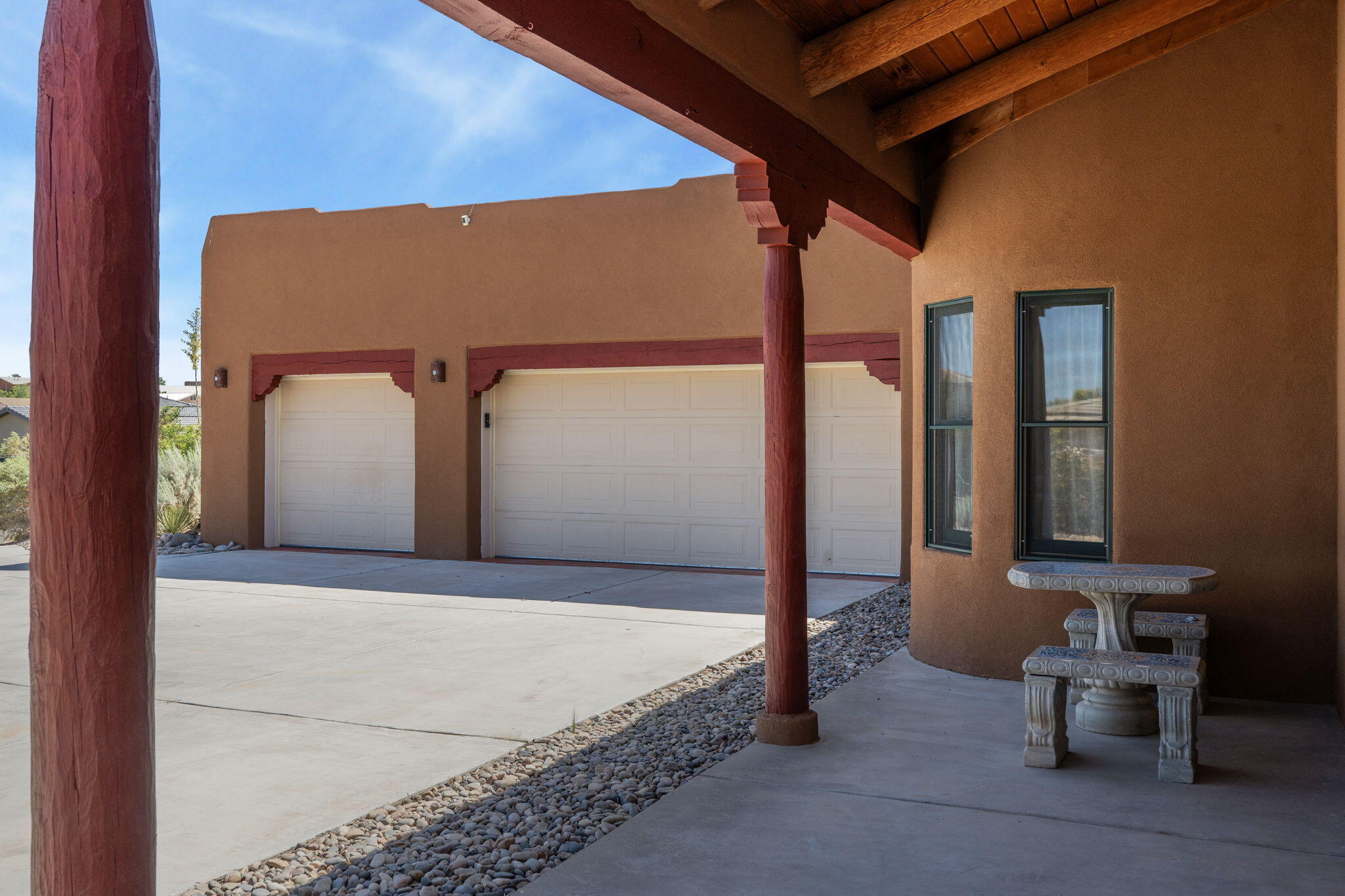Photo 5 — 2133 Gazelle Road NE