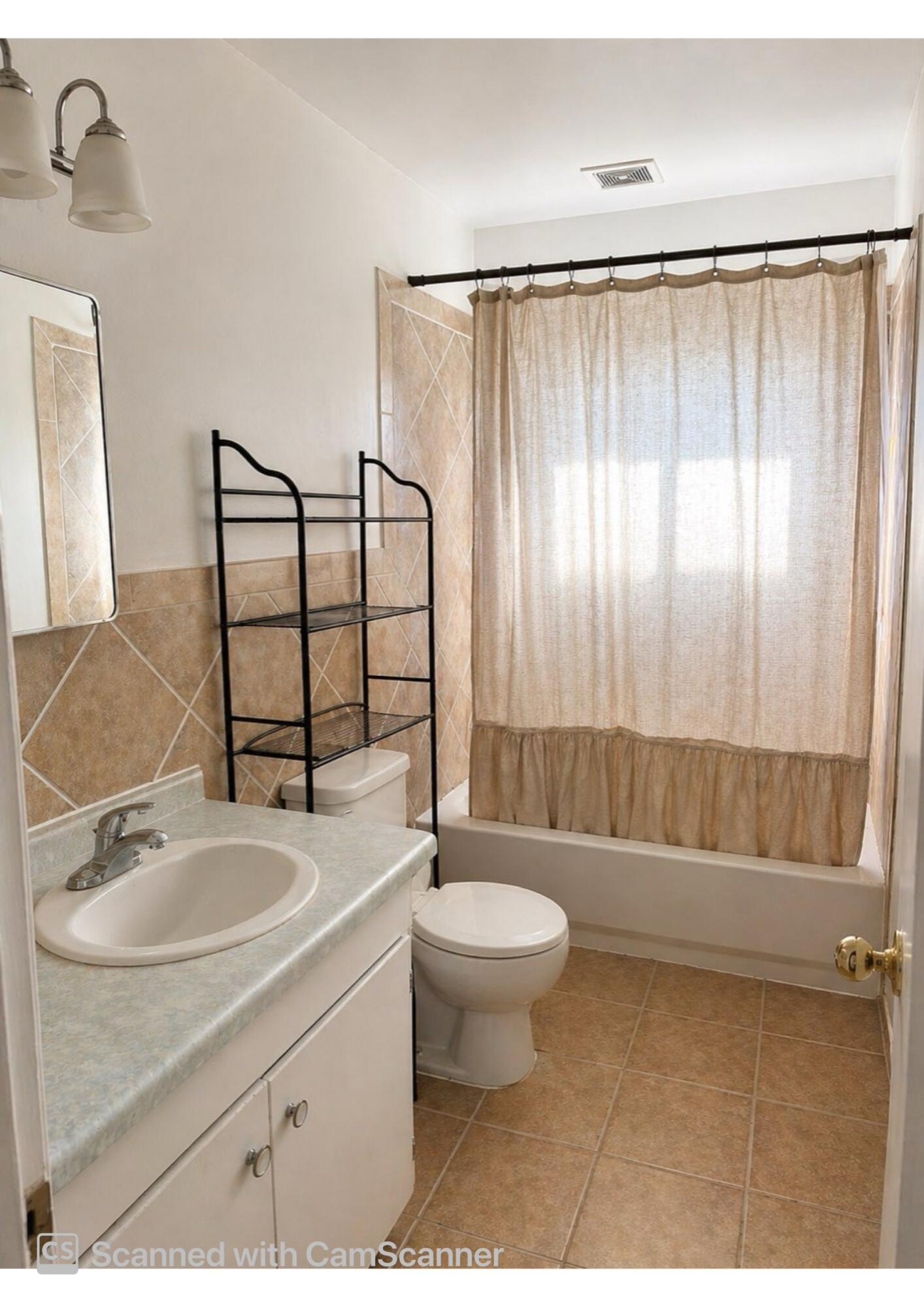 Photo 2 — 700 Liles Street