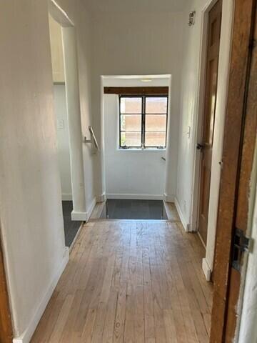 Photo 10 — 608 Webber Street