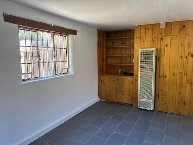 Photo 6 — 608 Webber Street