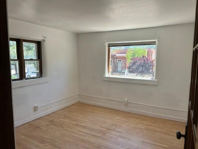 Photo 16 — 608 Webber Street