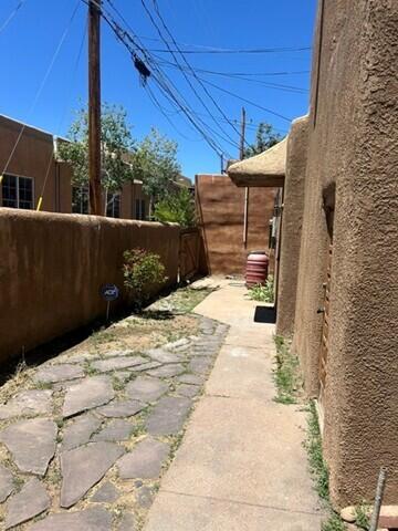 Photo 14 — 608 Webber Street