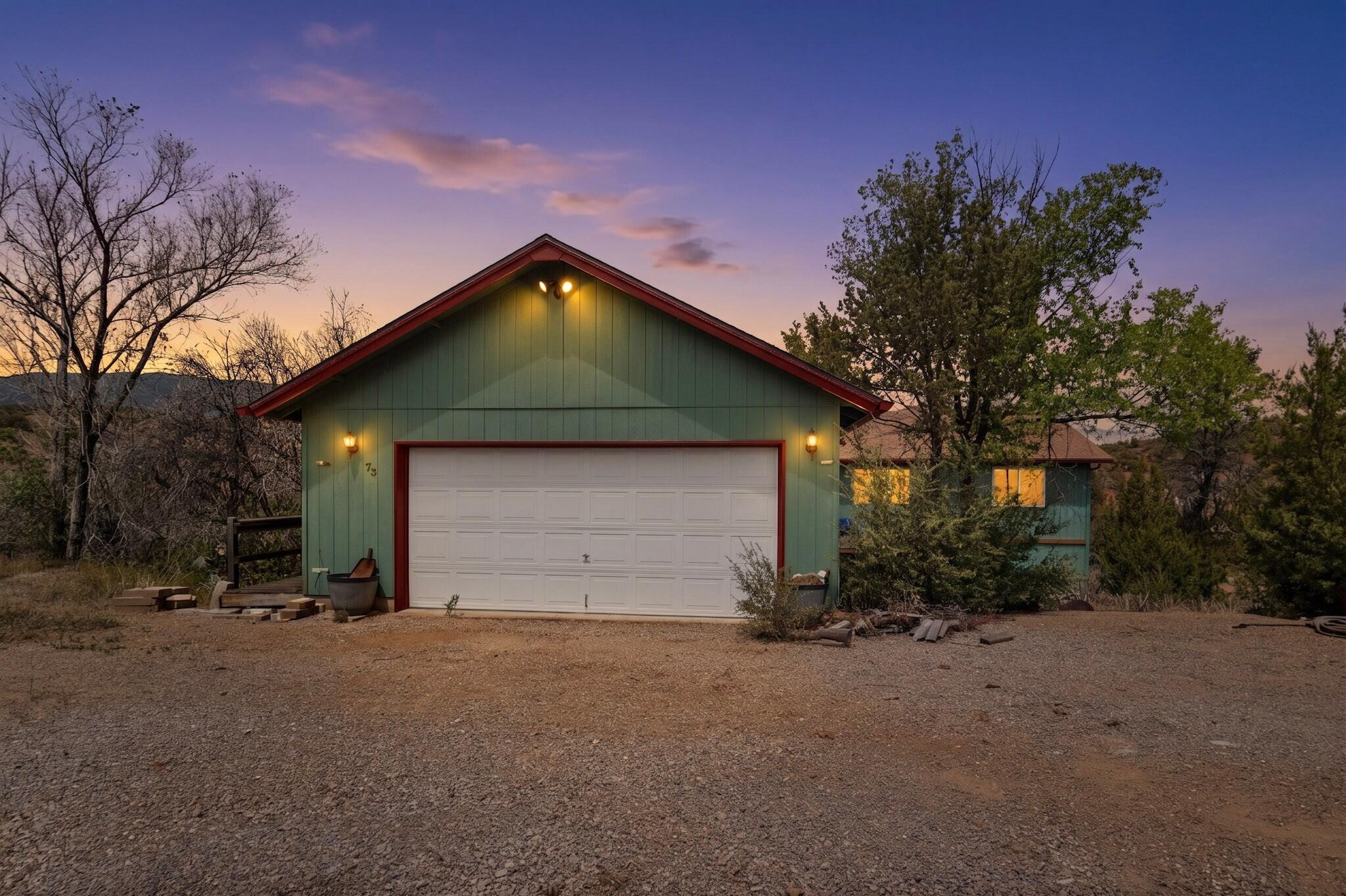 73 Vallecitos Road, Tijeras, NM 87059