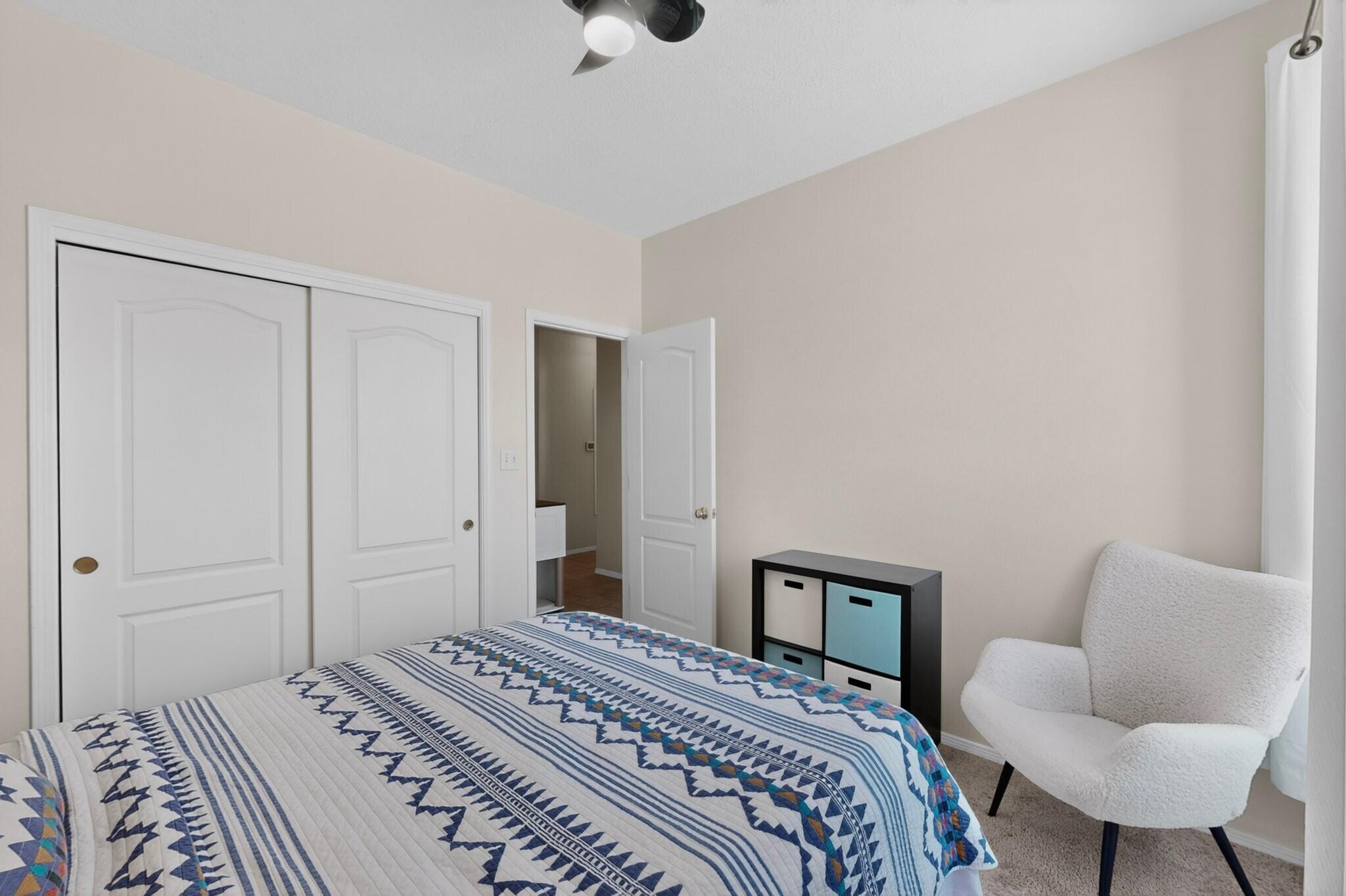 Photo 2 — 2512 Cabezon Drive NE