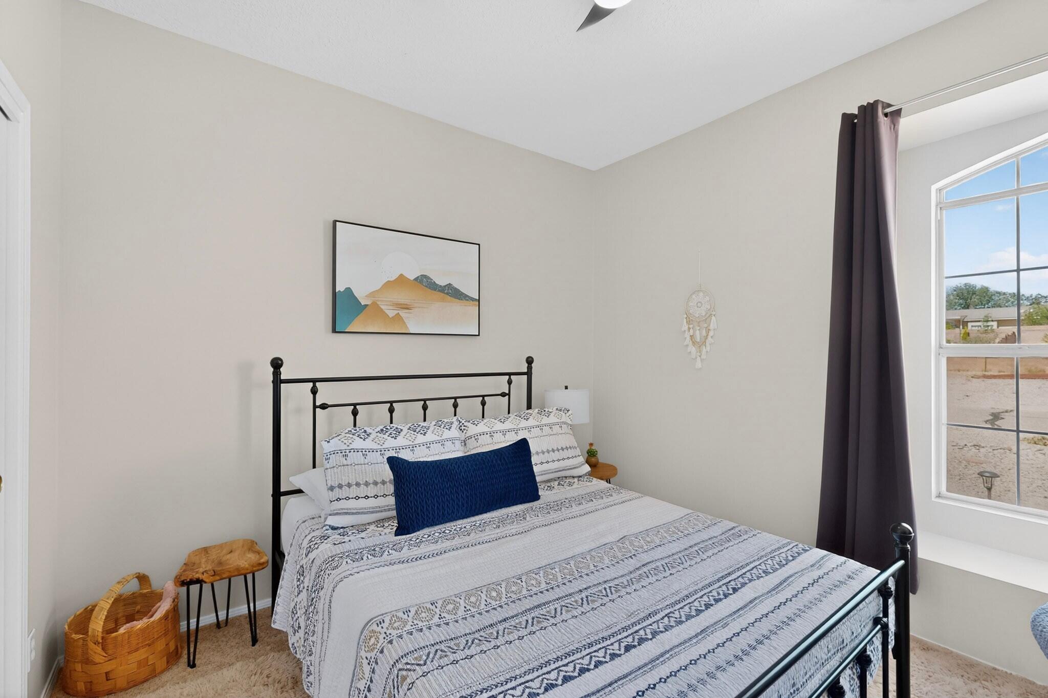 Photo 4 — 2512 Cabezon Drive NE