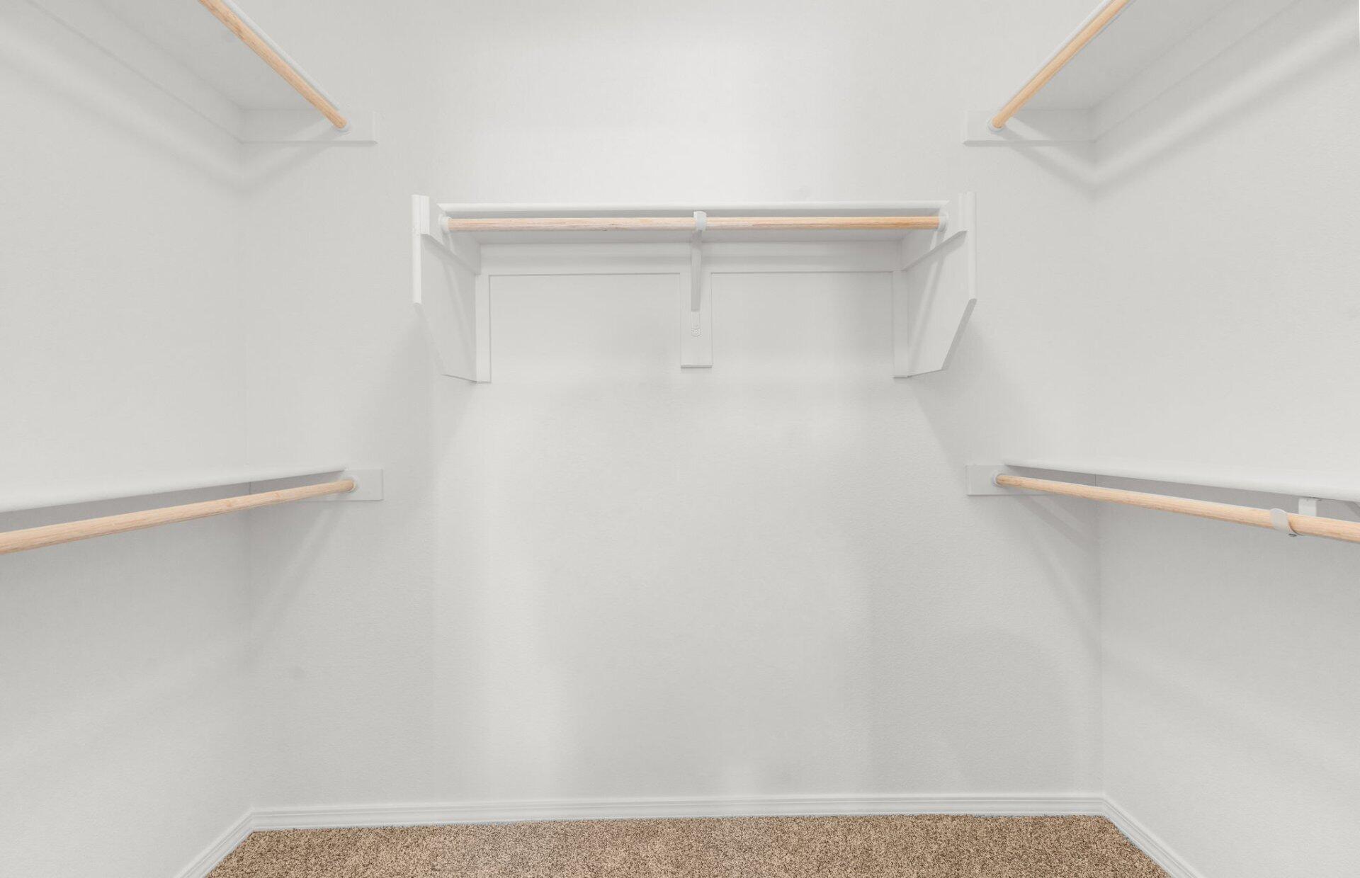 Photo 9 — 285 Spectrum Avenue SW
