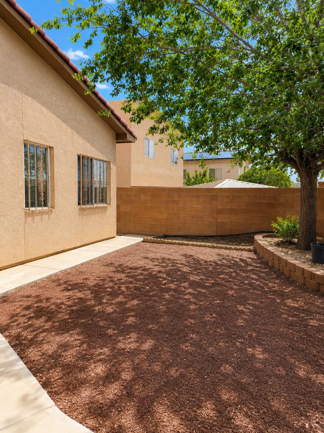 Photo 18 — 9904 Rio Corto Avenue SW