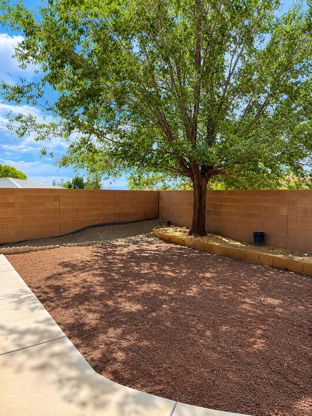 Photo 2 — 9904 Rio Corto Avenue SW