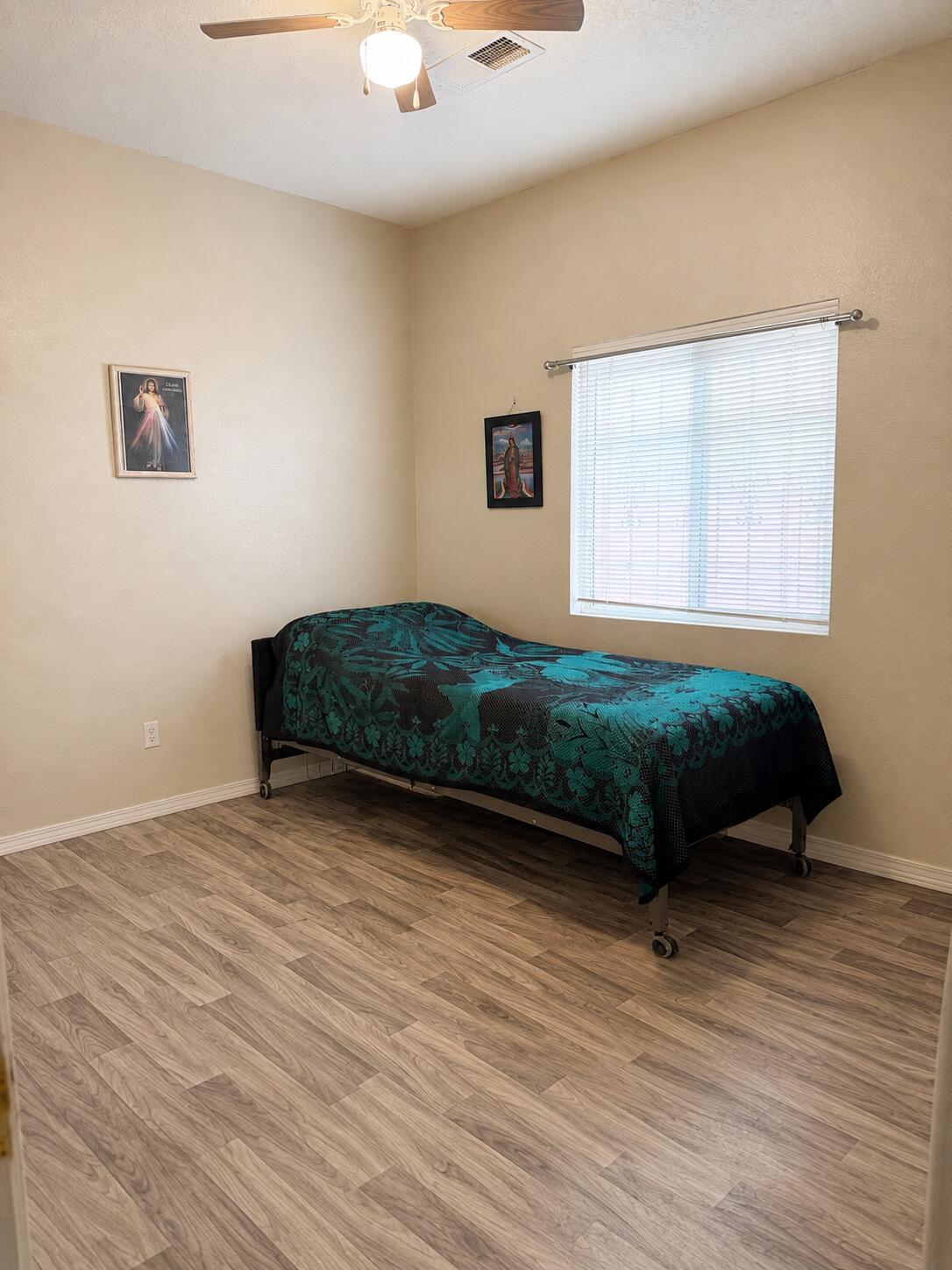 Photo 10 — 9904 Rio Corto Avenue SW