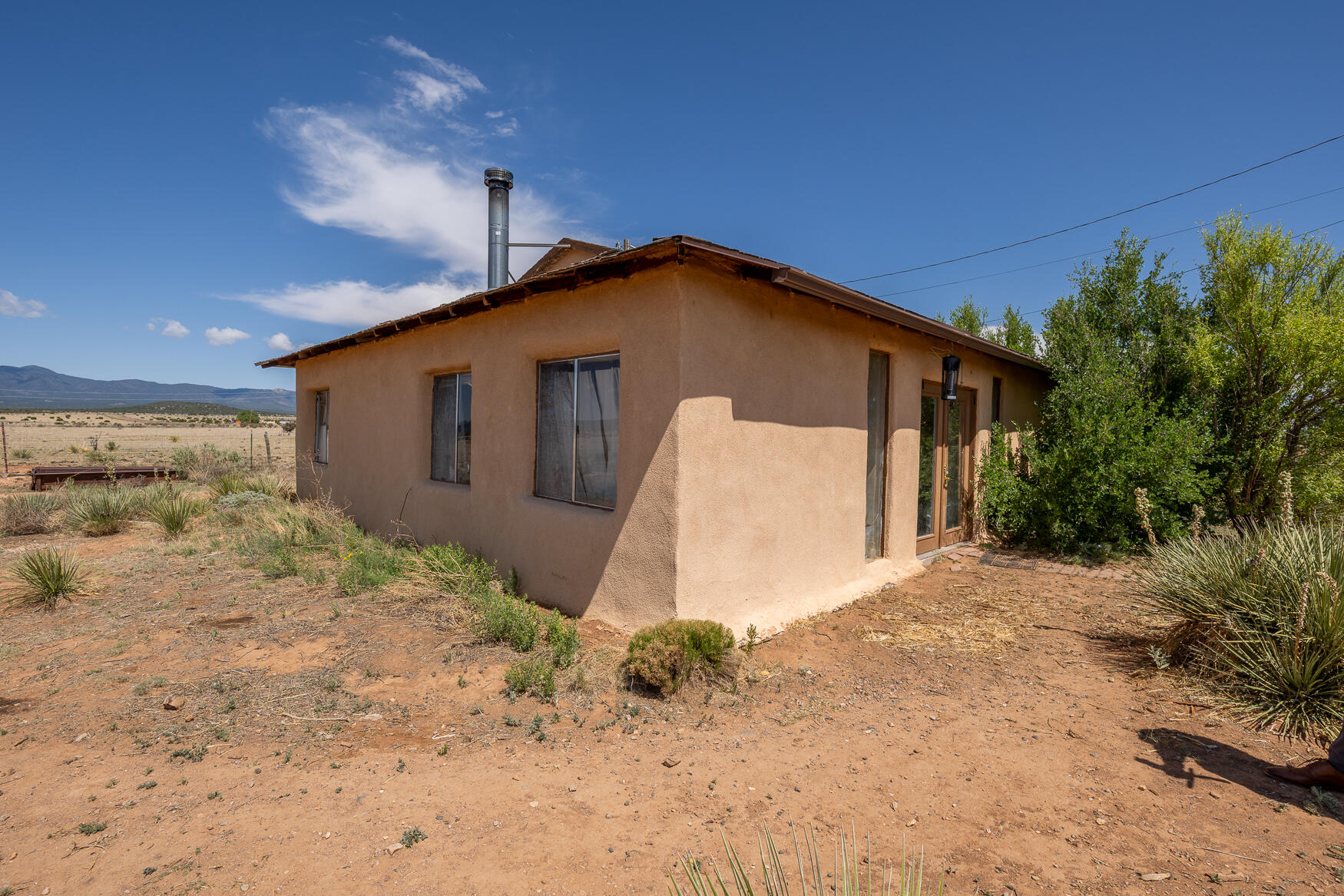 Photo 11 — 180 Canta Ranas Road