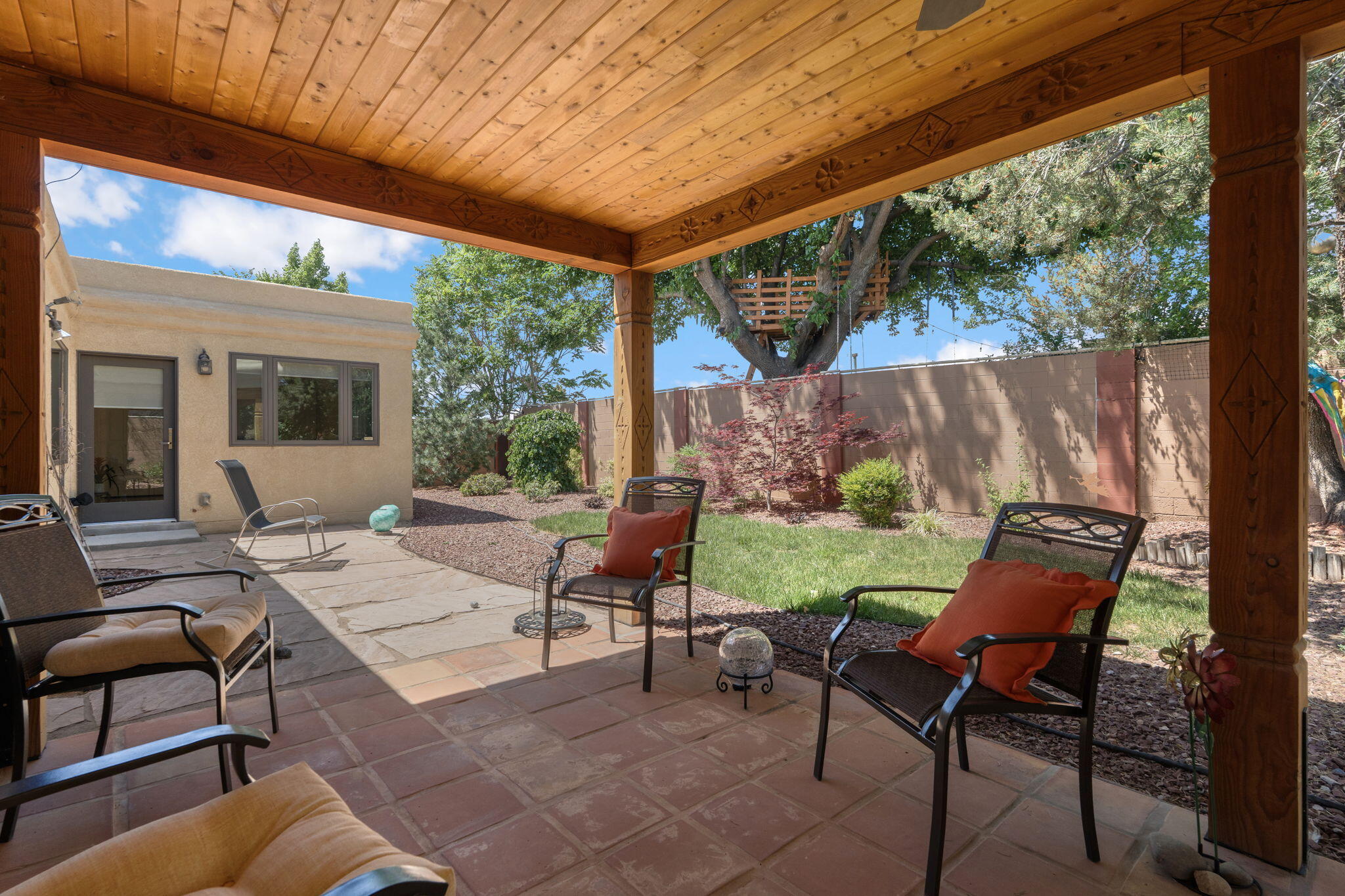 Photo 6 — 9209 Layton Avenue NE
