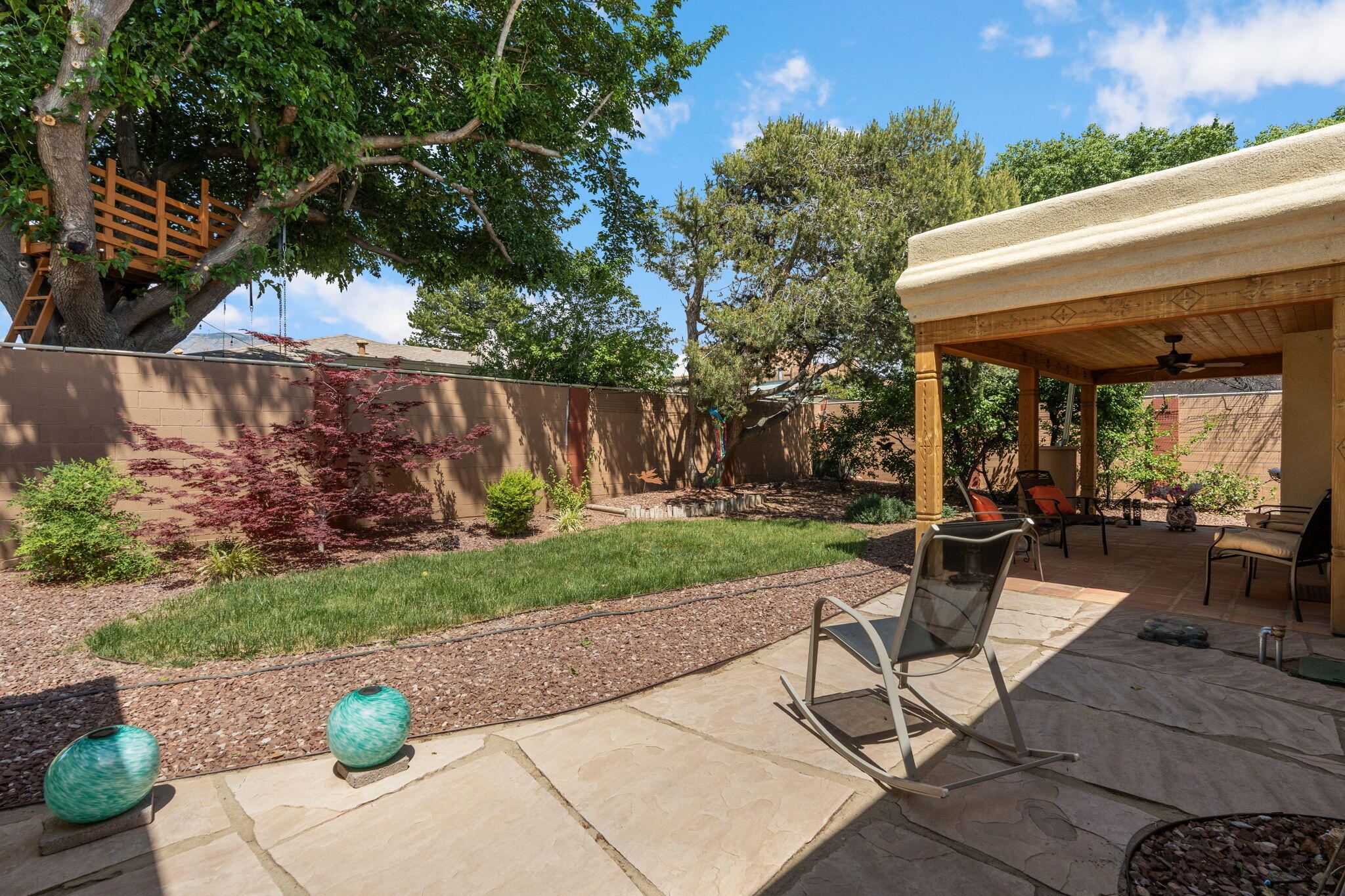Photo 5 — 9209 Layton Avenue NE