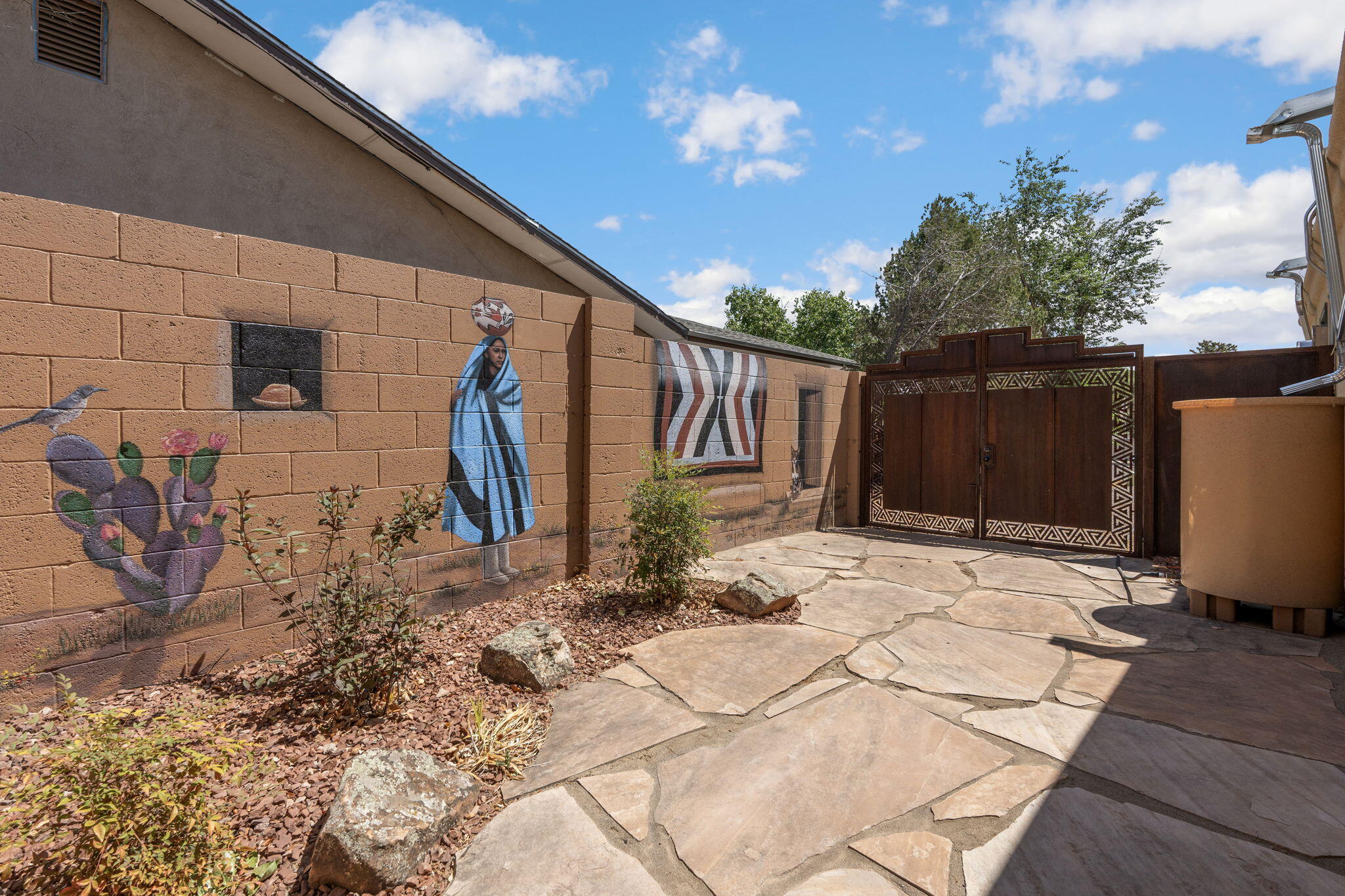 Photo 3 — 9209 Layton Avenue NE