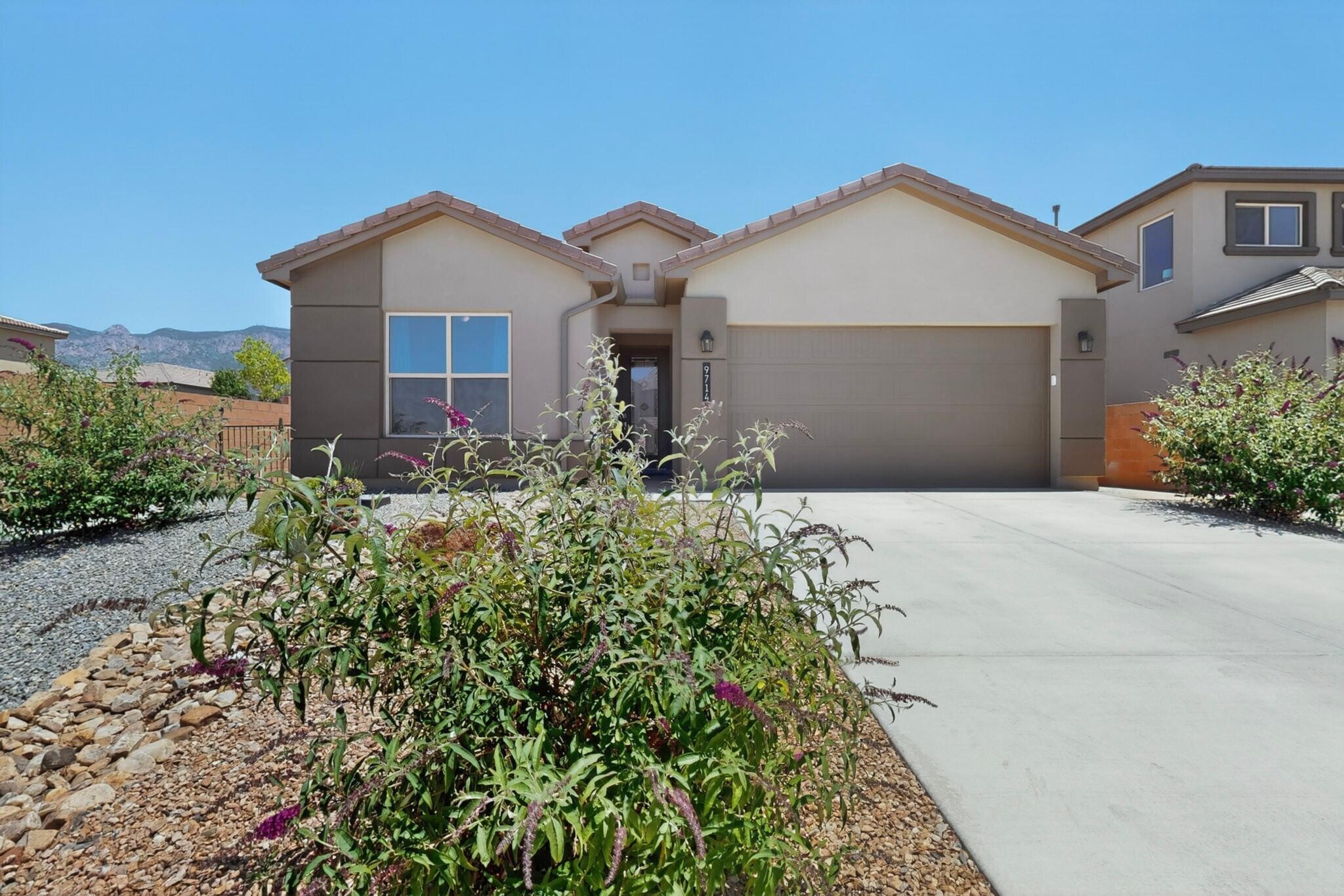 9714 Blue Dove Place NE, Albuquerque, NM 87122