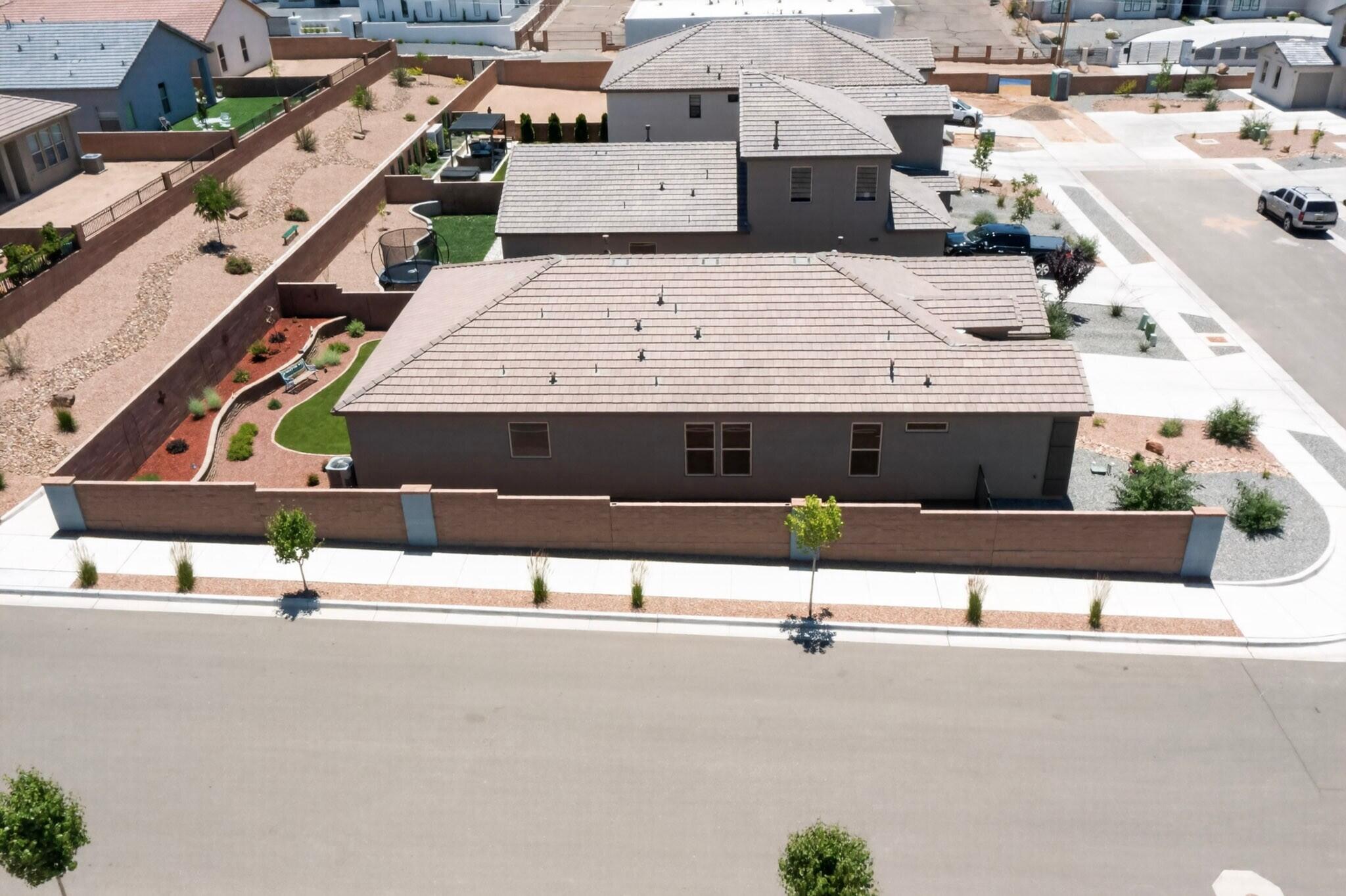 Photo 4 — 9714 Blue Dove Place NE