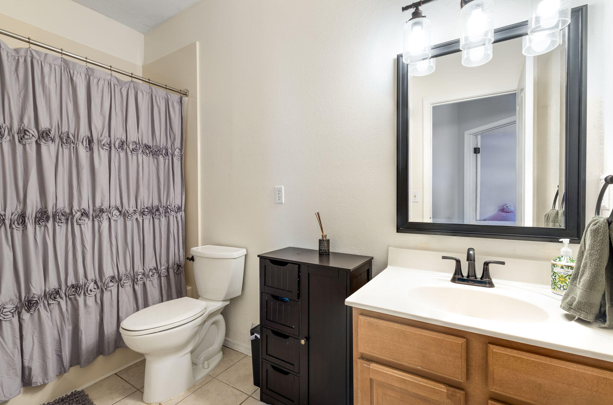 Photo 8 — 7224 Hearthstone Road NW