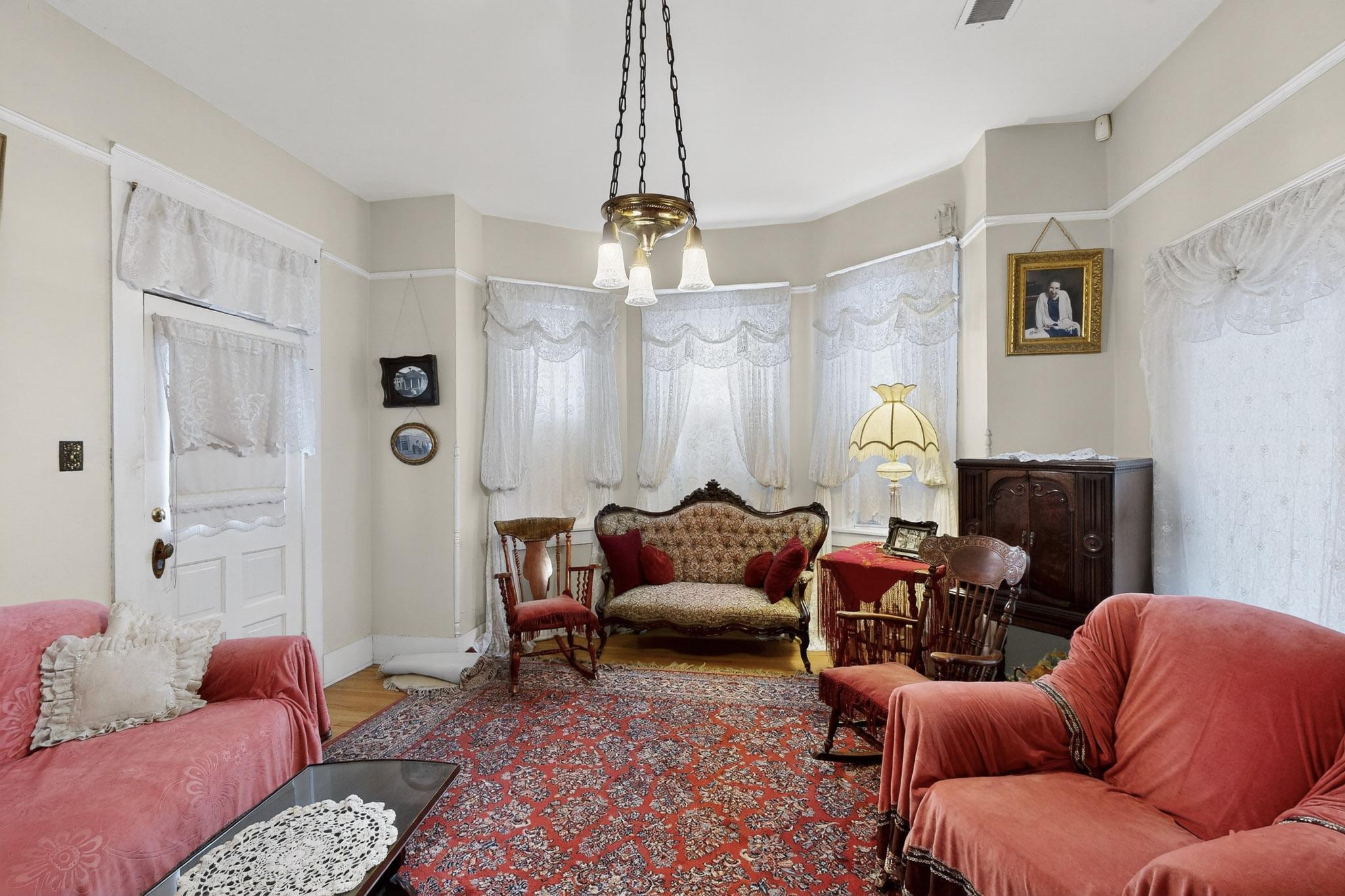 Photo 19 — 1224 12th Street NW