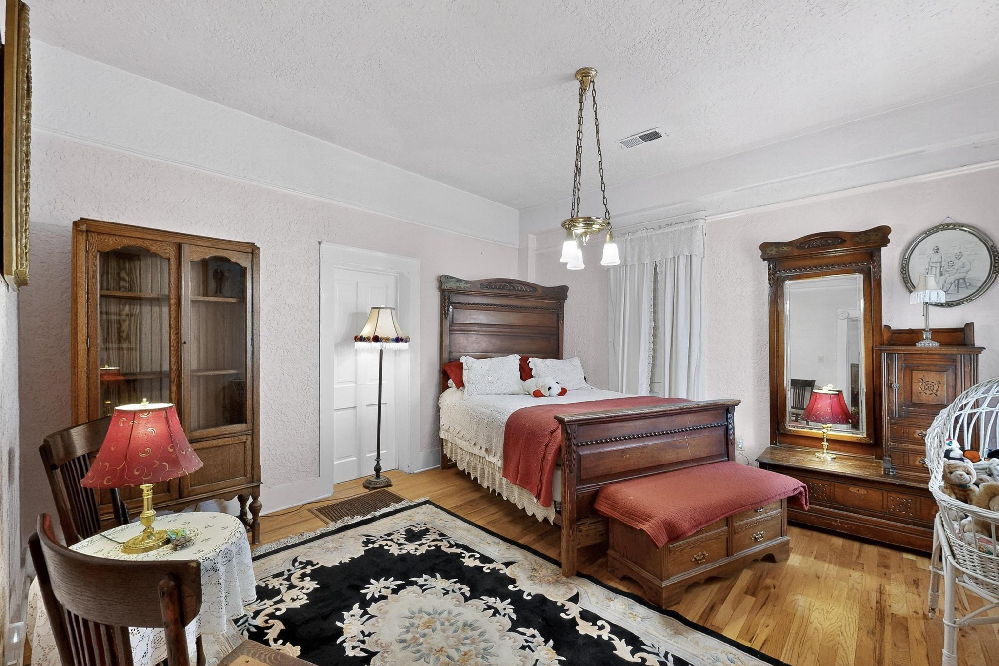 Photo 15 — 1224 12th Street NW