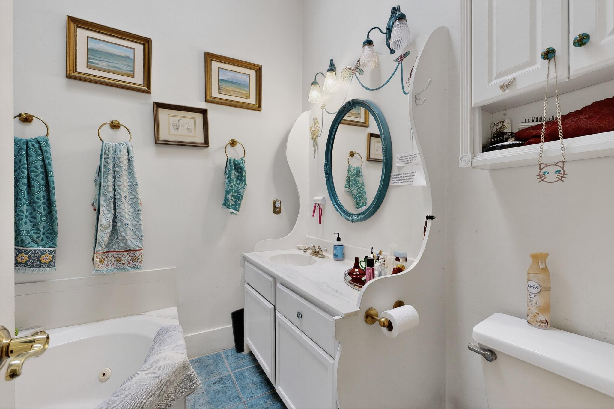 Photo 10 — 1224 12th Street NW