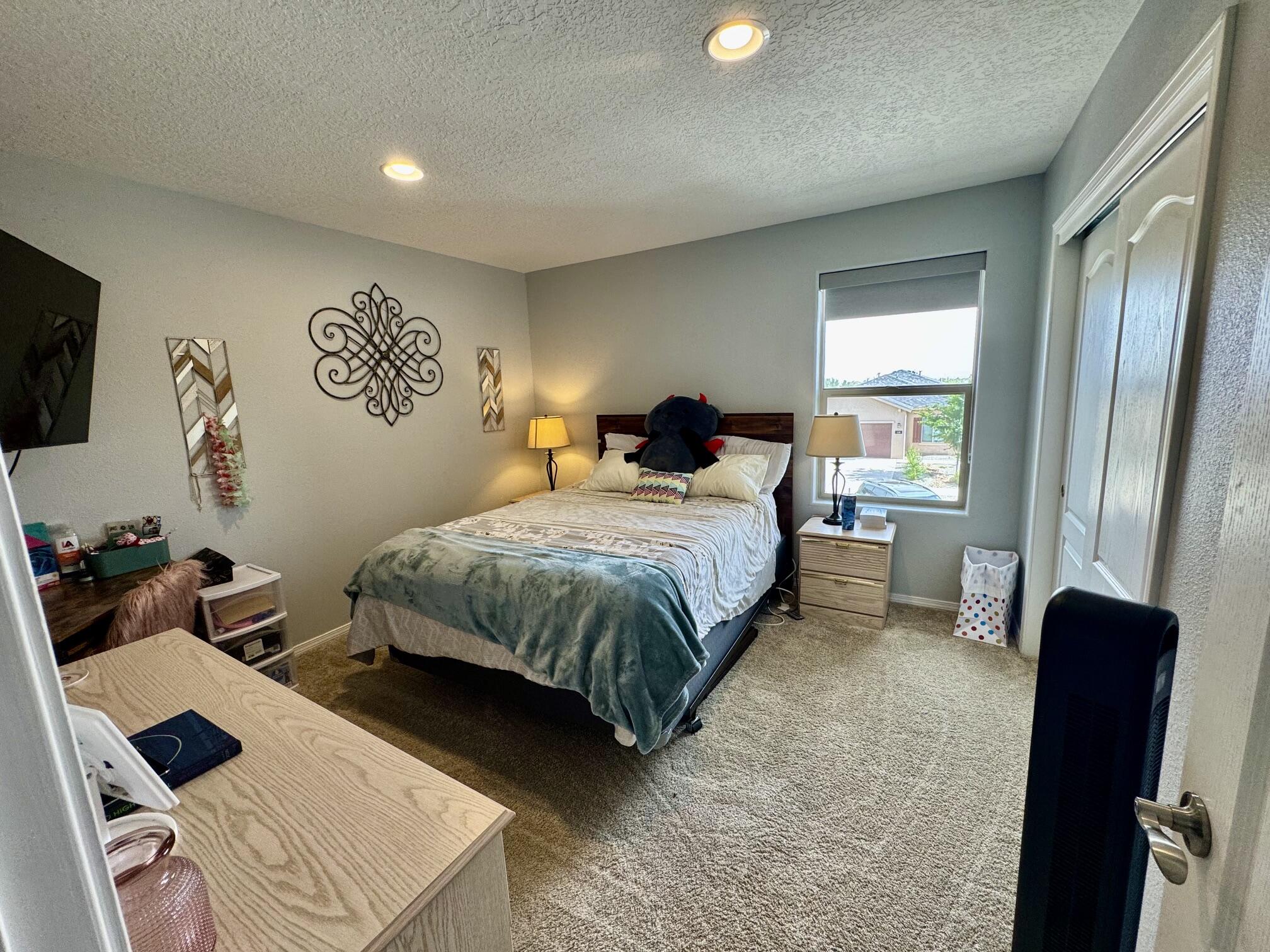 Photo 5 — 127 Prism Avenue SW